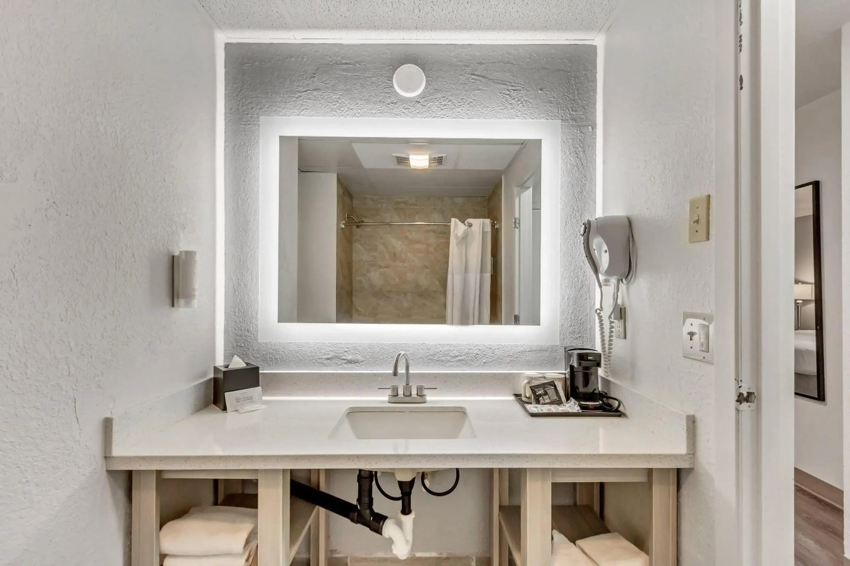 Bedroom in Suburban Studios Salt Lake City Airport Bedroom in Suburban Studios Salt Lake City Airport