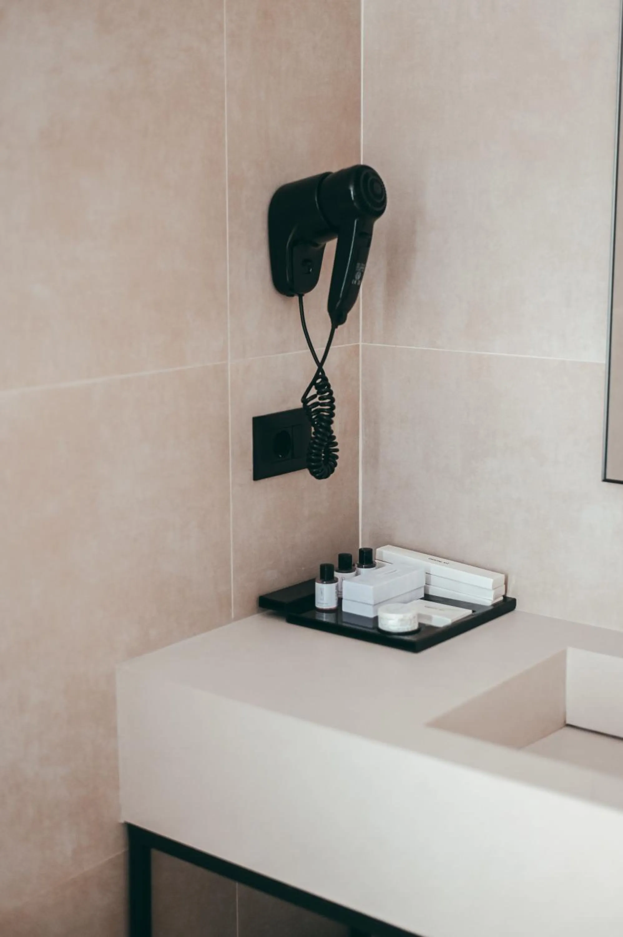 Bathroom in La Onda Hotel Durres