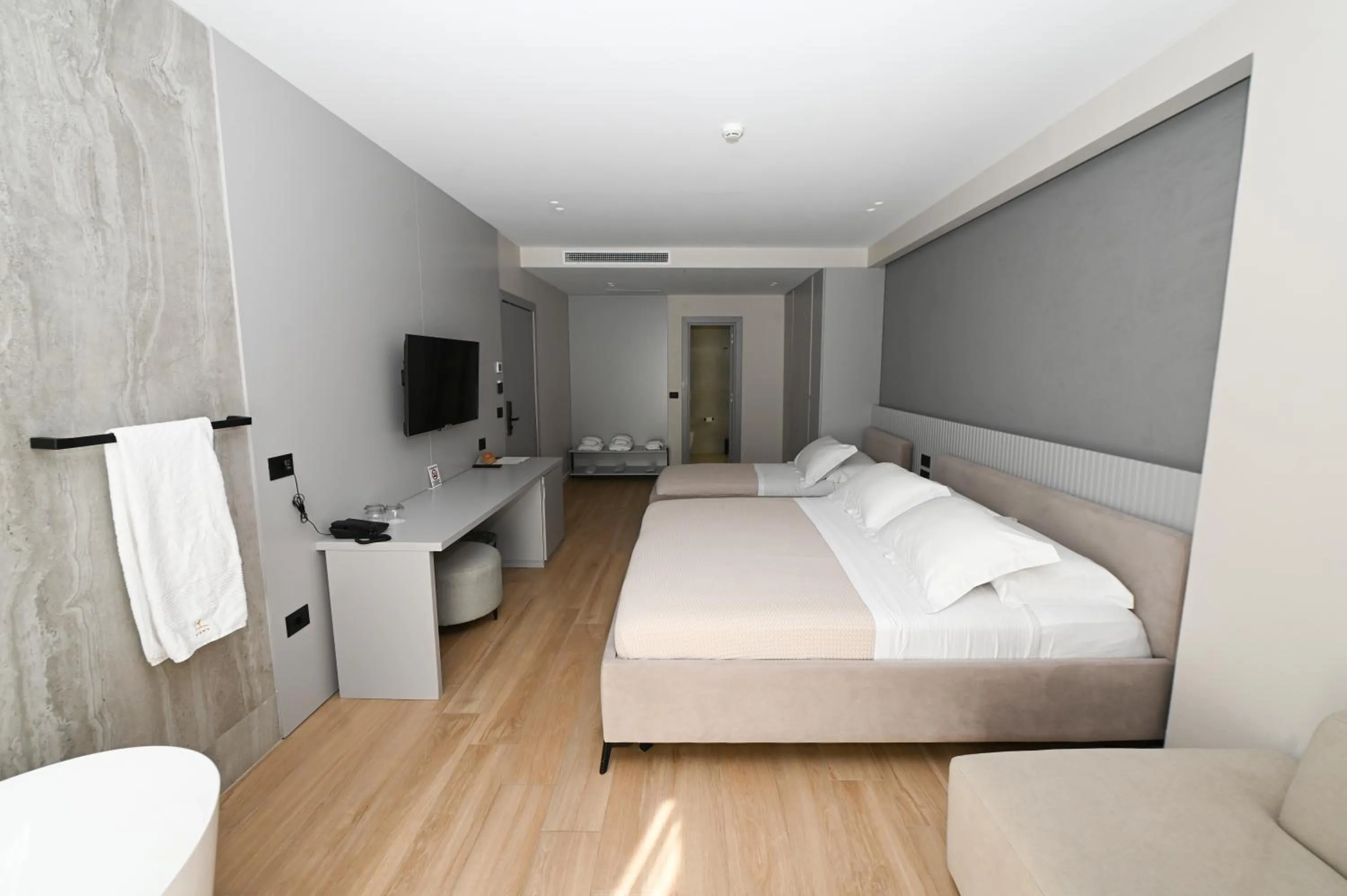 Photo of the whole room in La Onda Hotel Durres