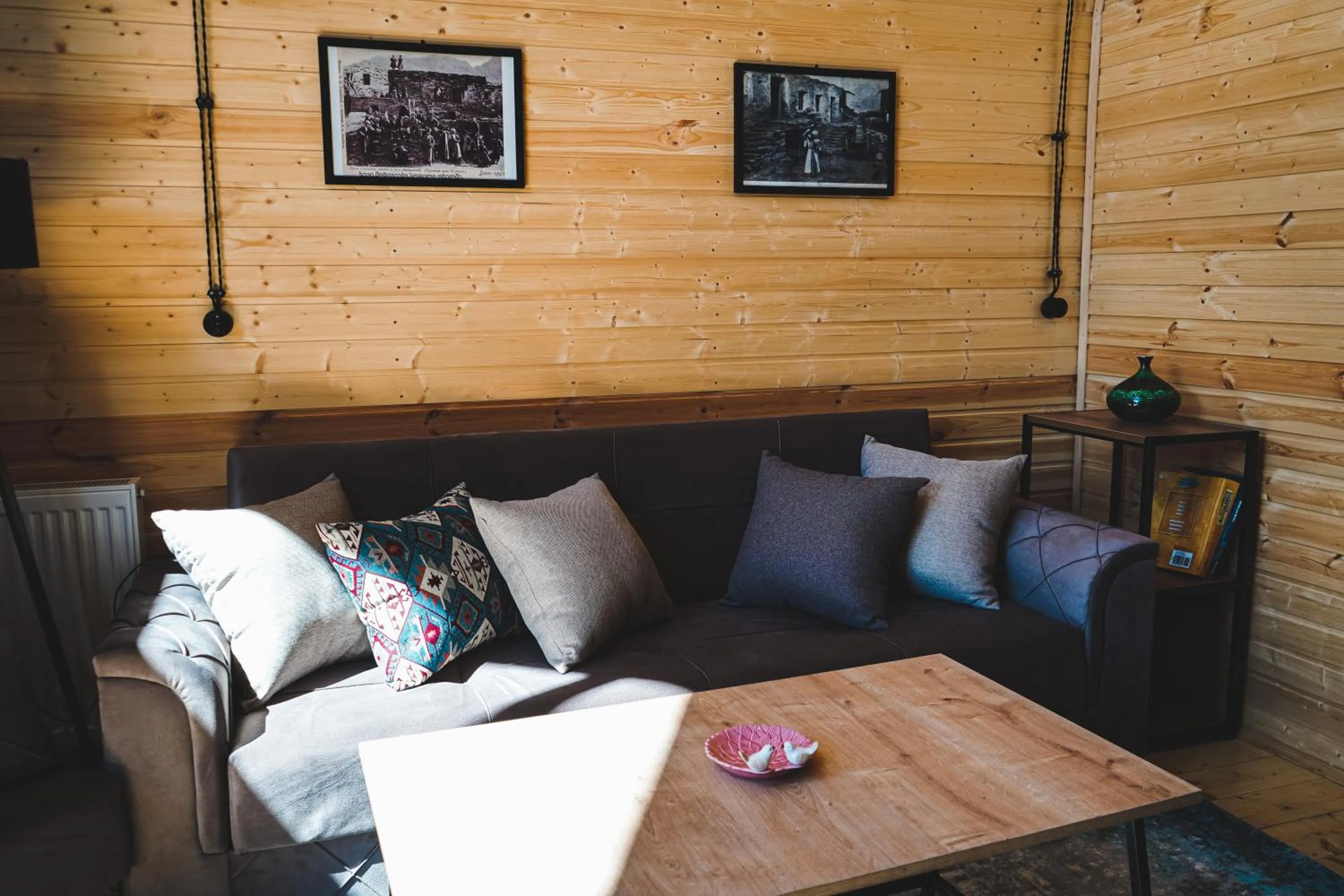 Traveler's Cottages in Kazbegi