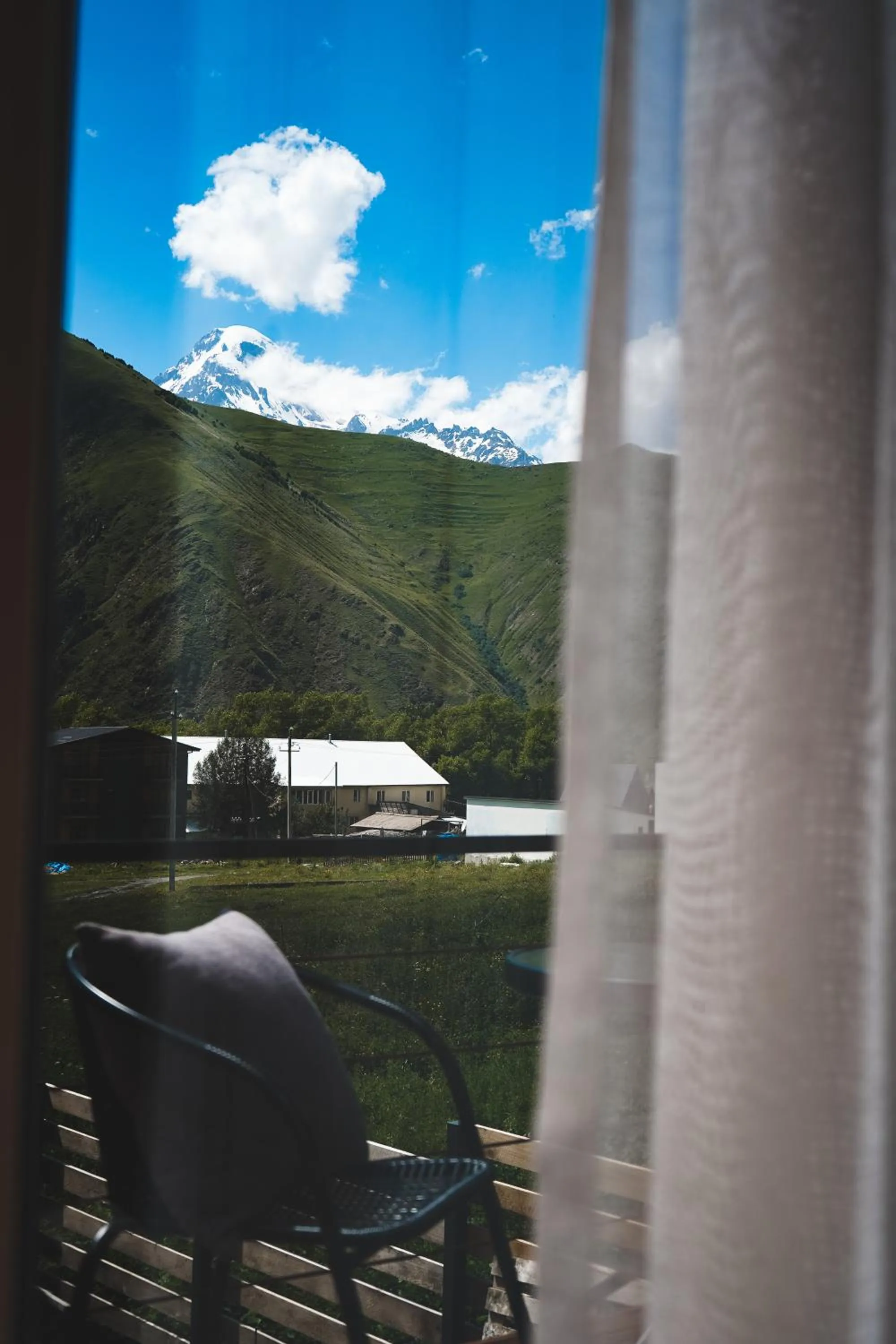 Traveler's Cottages in Kazbegi