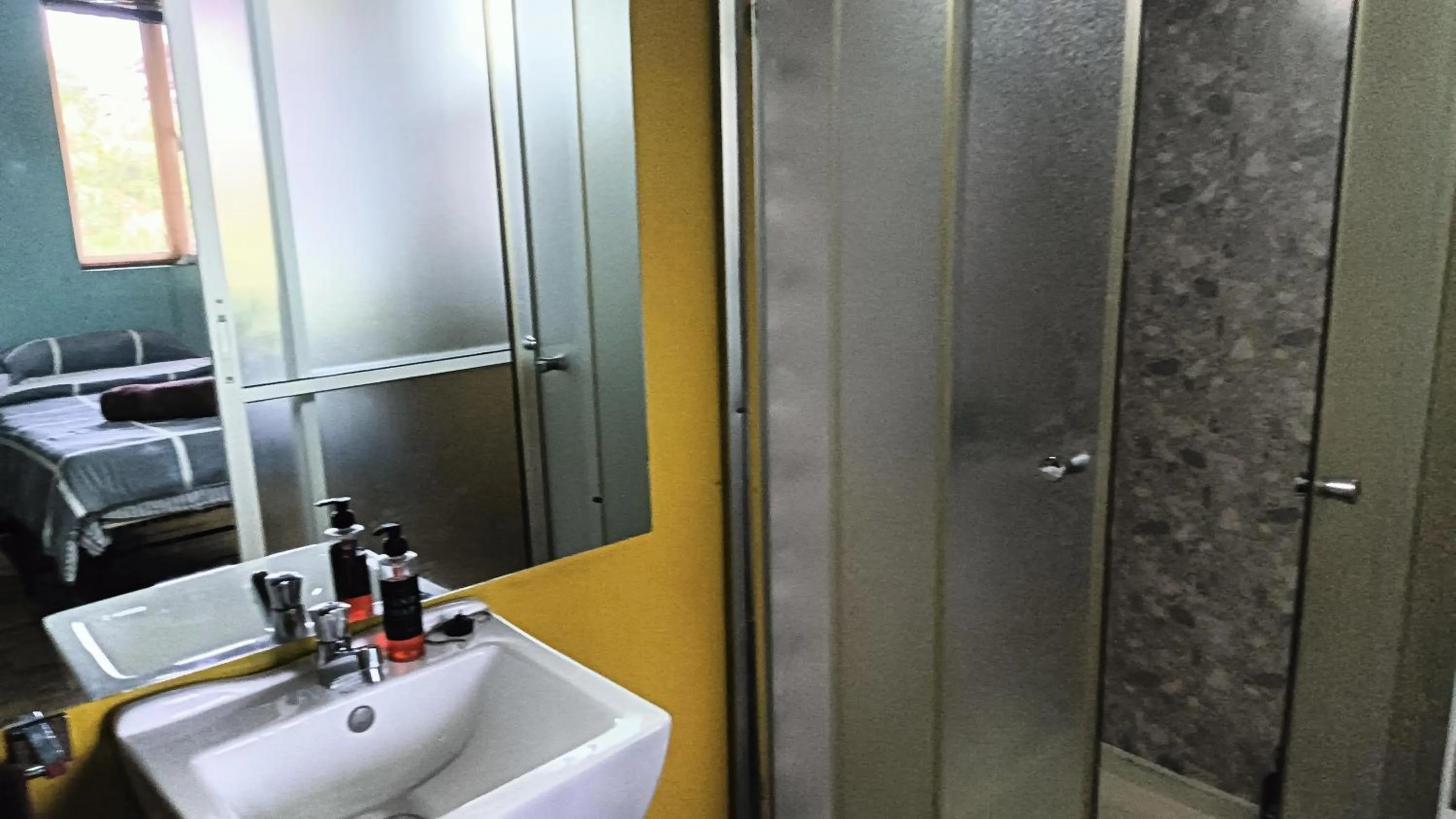 Shower in Palms Villa