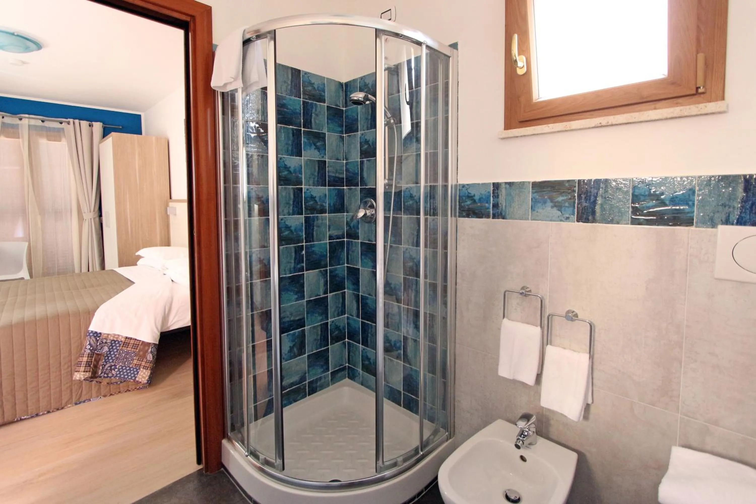 Bathroom in La Casa Felice a San Pietro