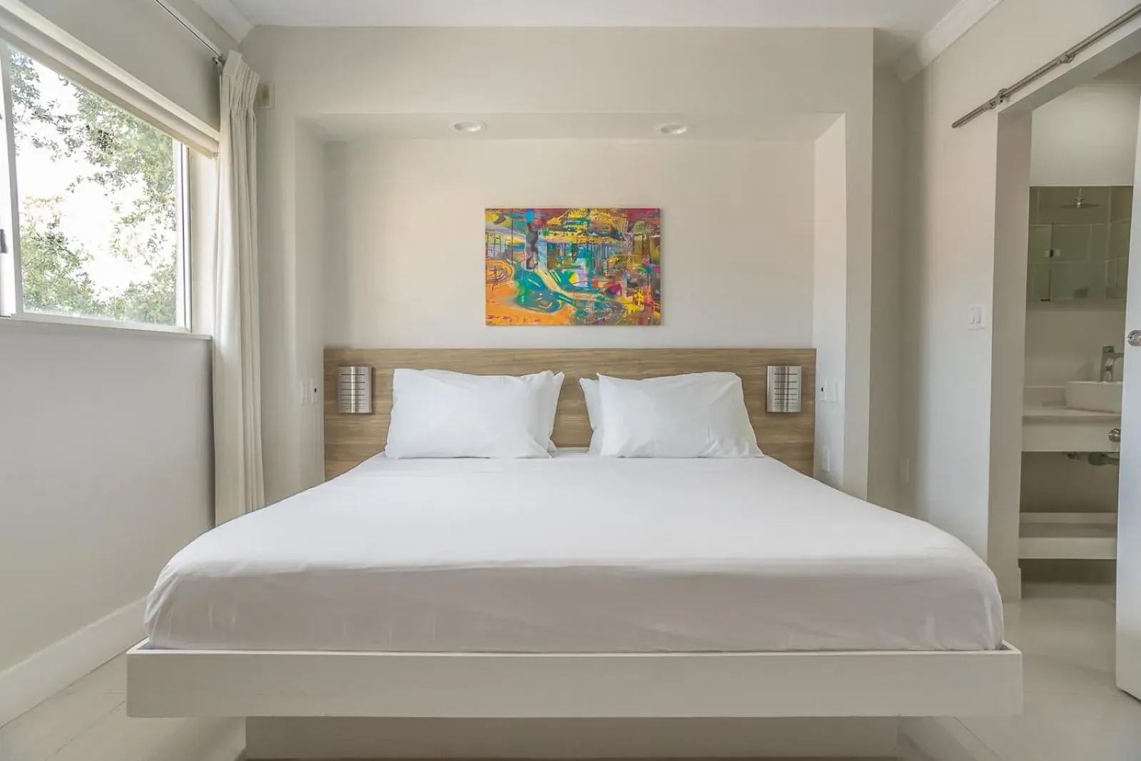 Bed in The Biscayne Hotel Bed in The Biscayne Hotel