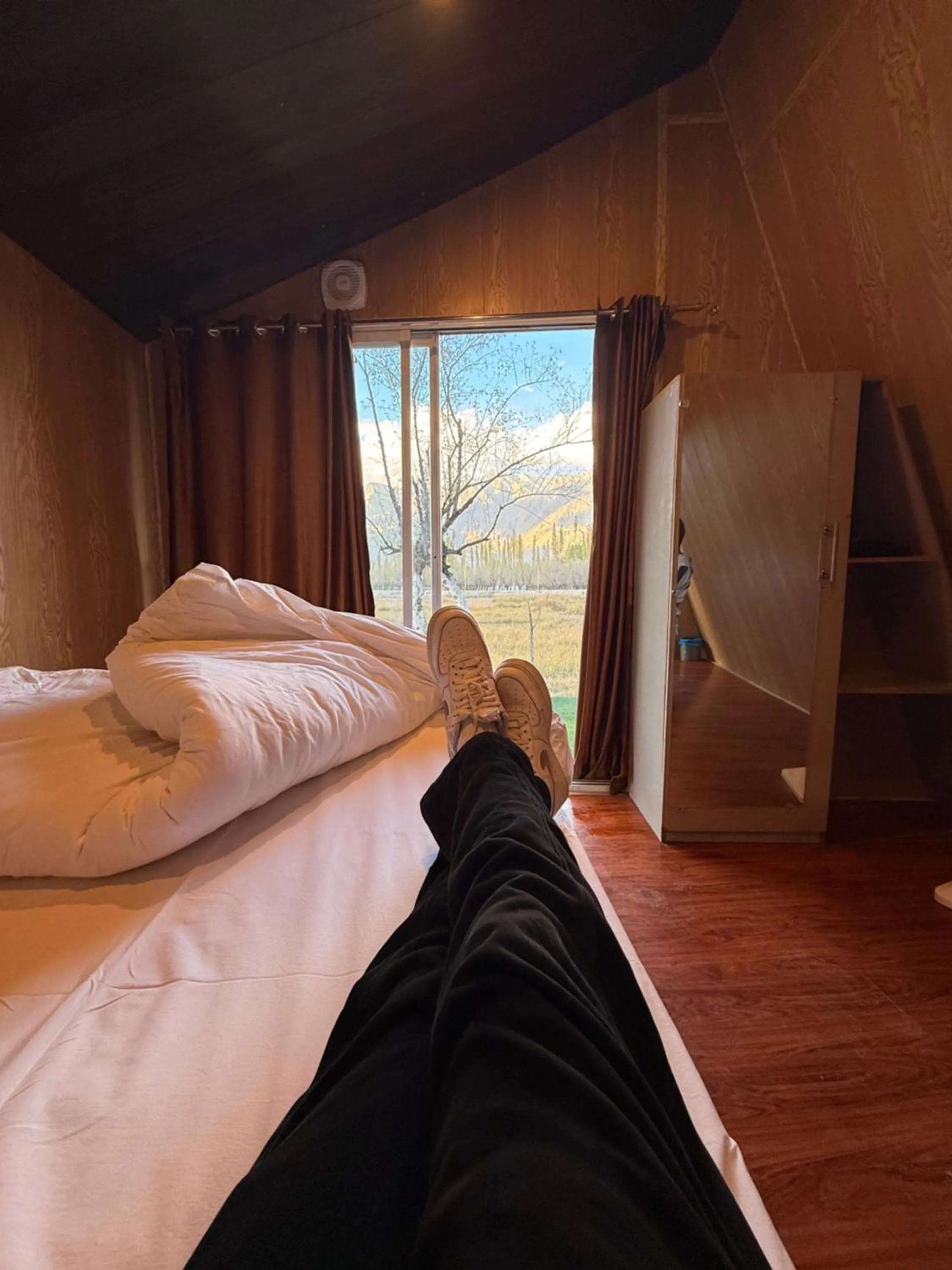 Bed in MONTAGNA PODS,Best resort in skardu , Best Guest house In skardu