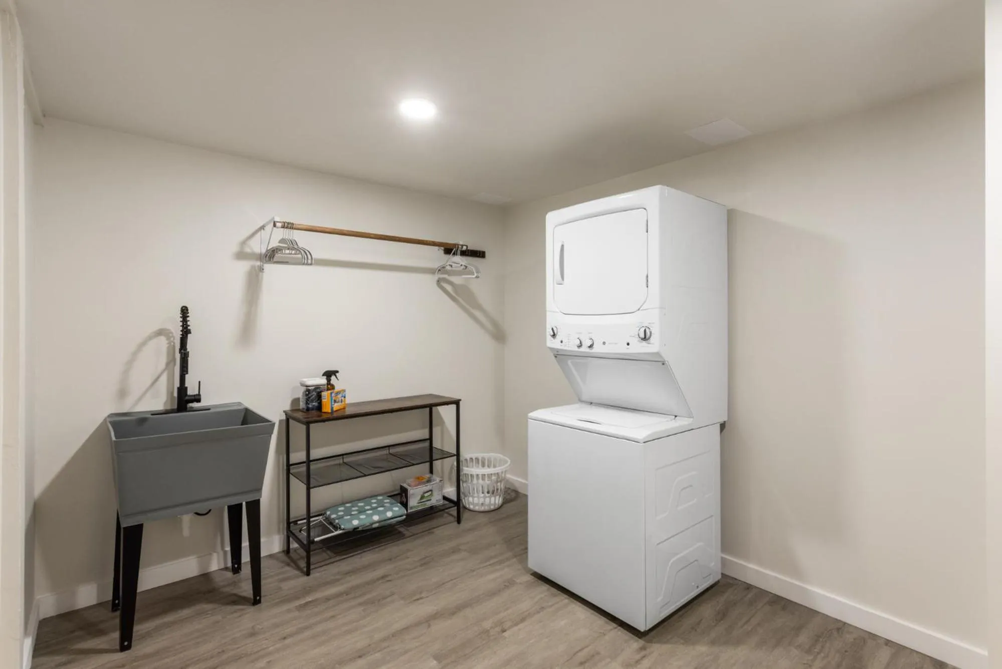 laundry in Otter's Den