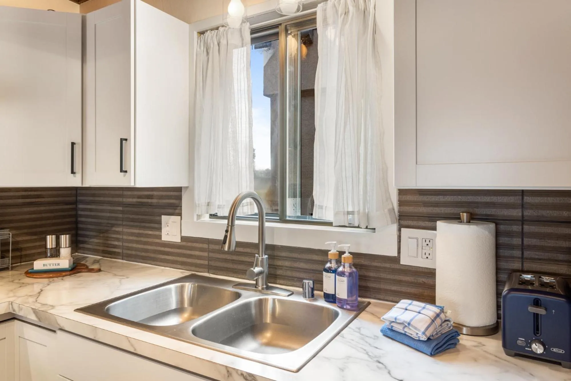 Kitchen or kitchenette in Otter's Den