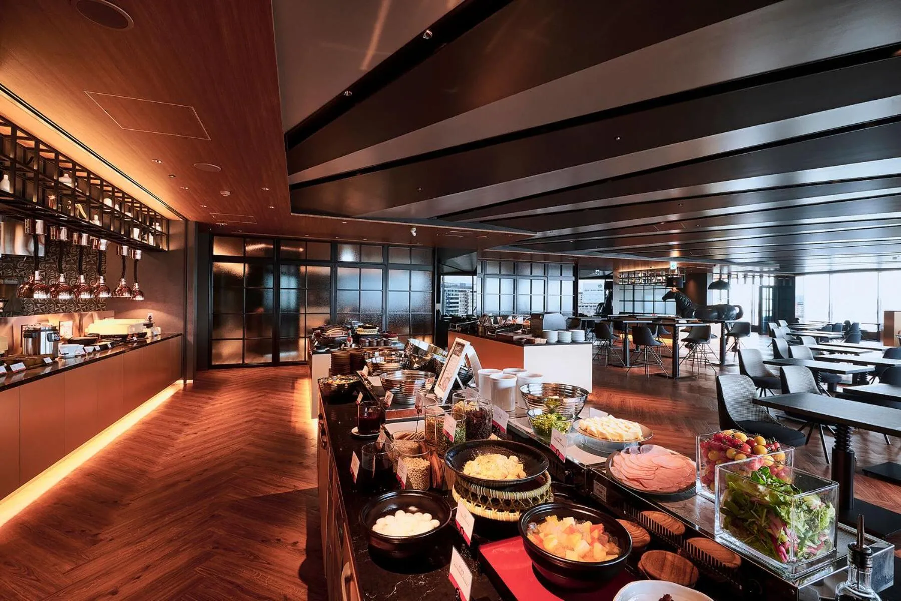 Restaurant/places to eat in Hotel Metropolitan Tokyo Haneda