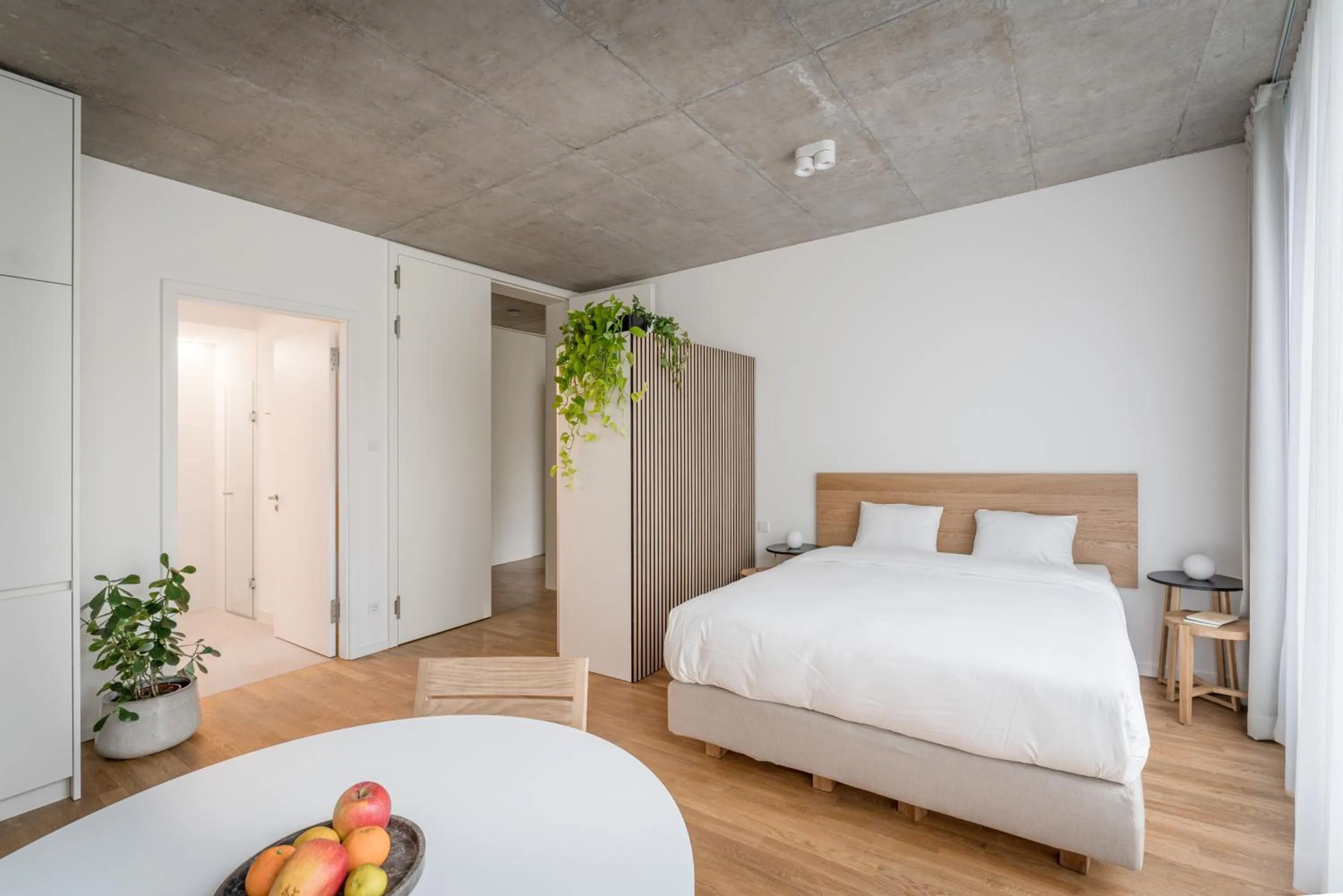 Bed in Carlotta Apartments