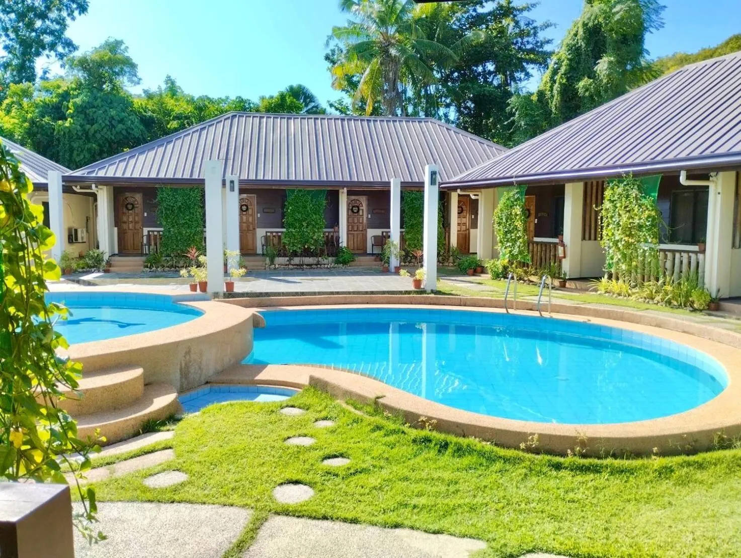 Property building in CHIISAI NATSU RESORT