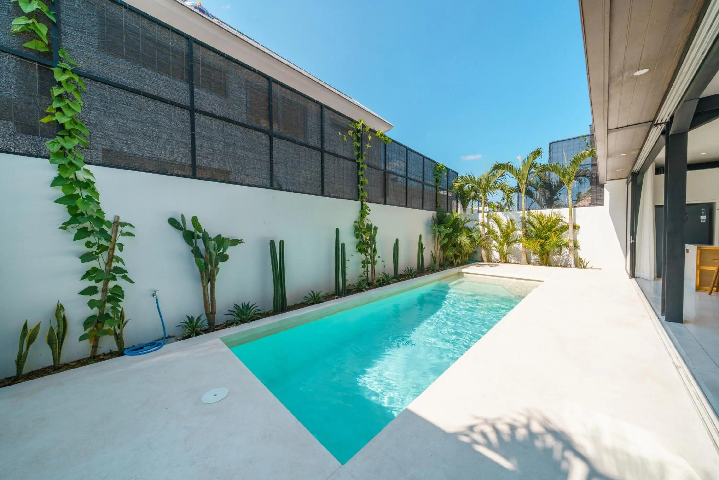 Villa Vantage 7 - Outstanding 3 BR Villa - Great Location!