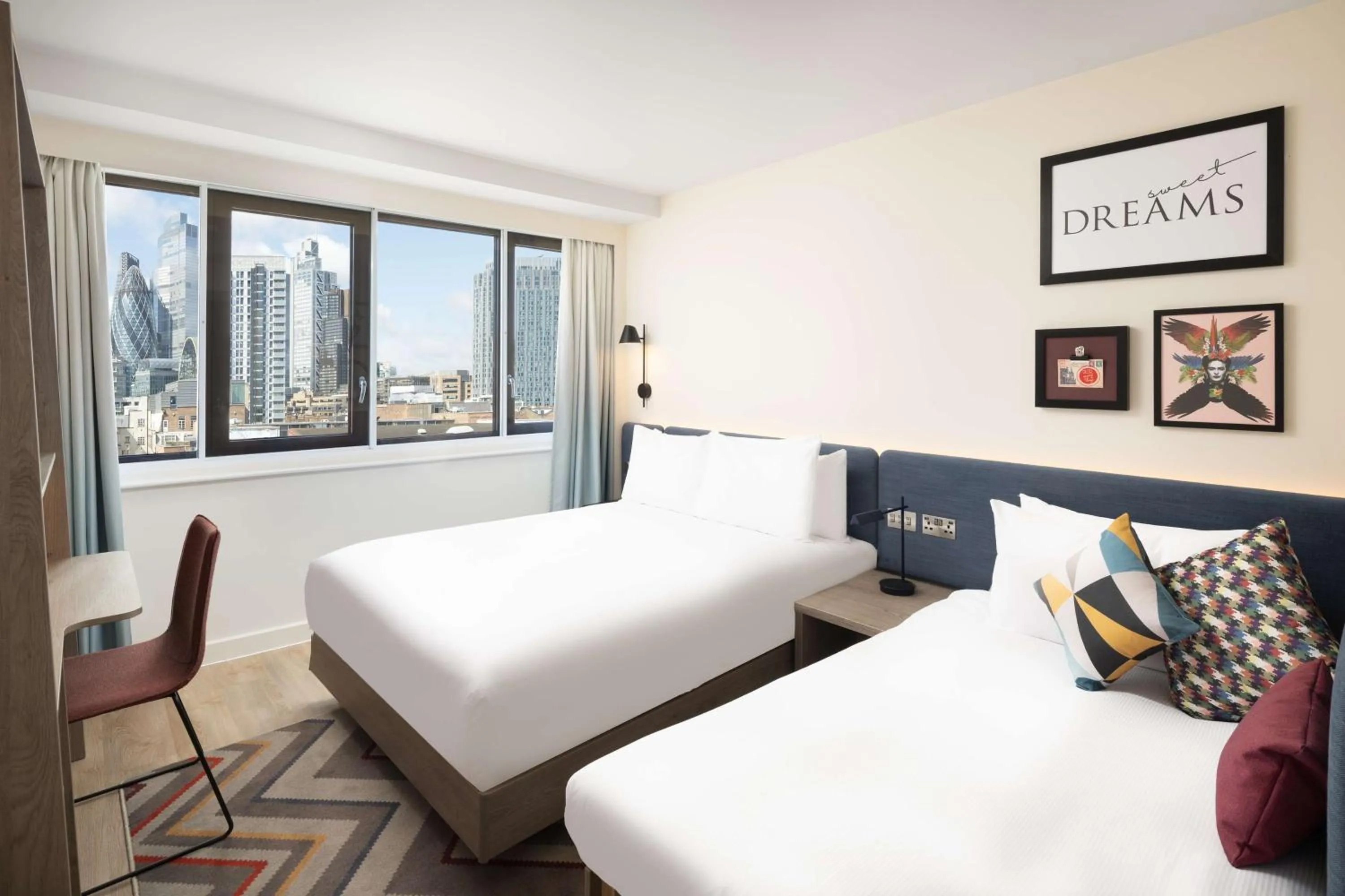 Bed in Hampton By Hilton London City