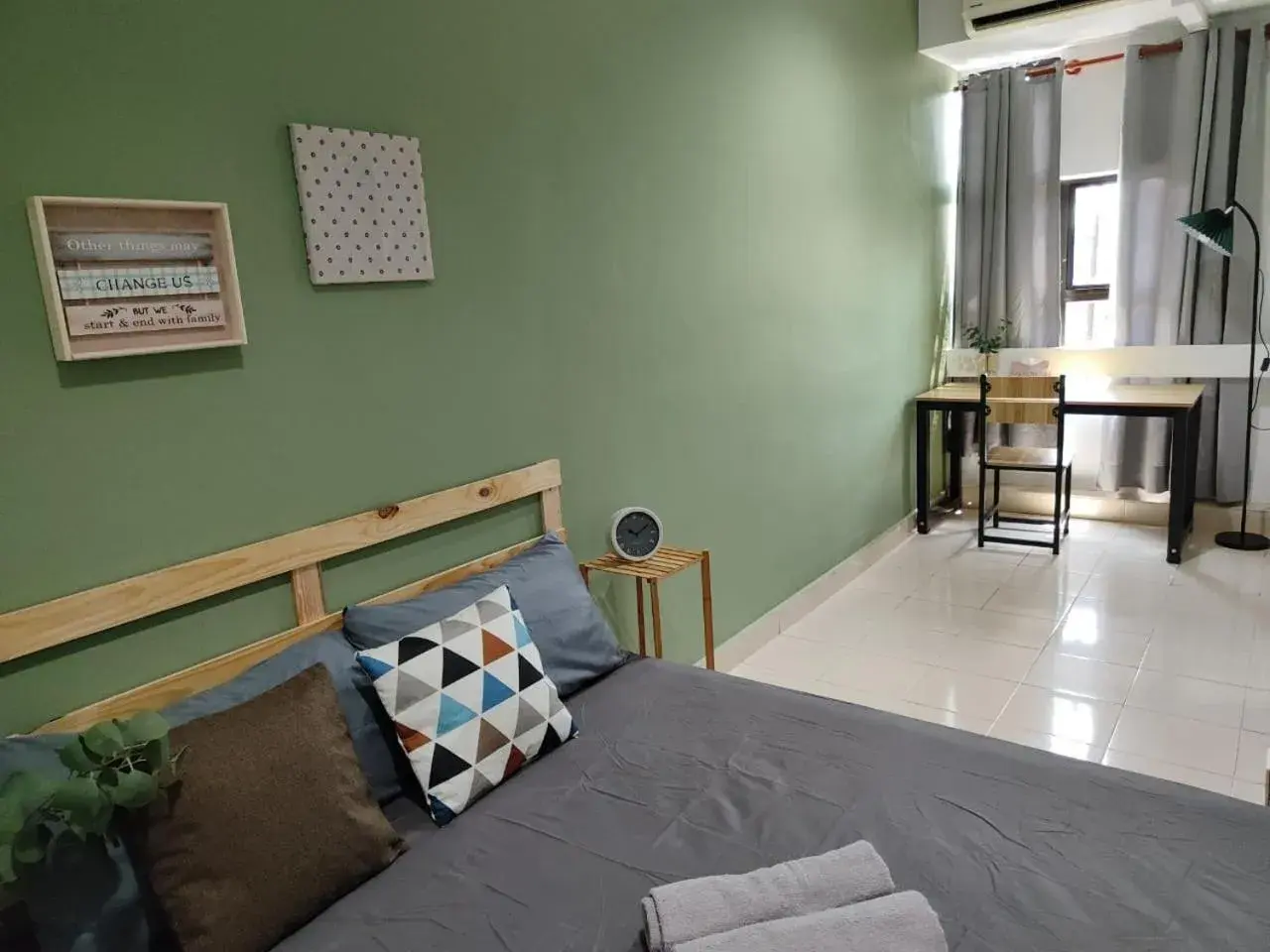 Bedroom, Bed in Suite Us Guesthouse Kubang Kerian Bedroom, Bed in Suite Us Guesthouse Kubang Kerian