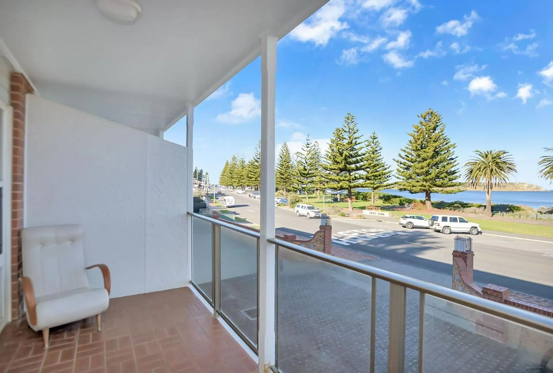 Beautiful Beach Front Townhouse