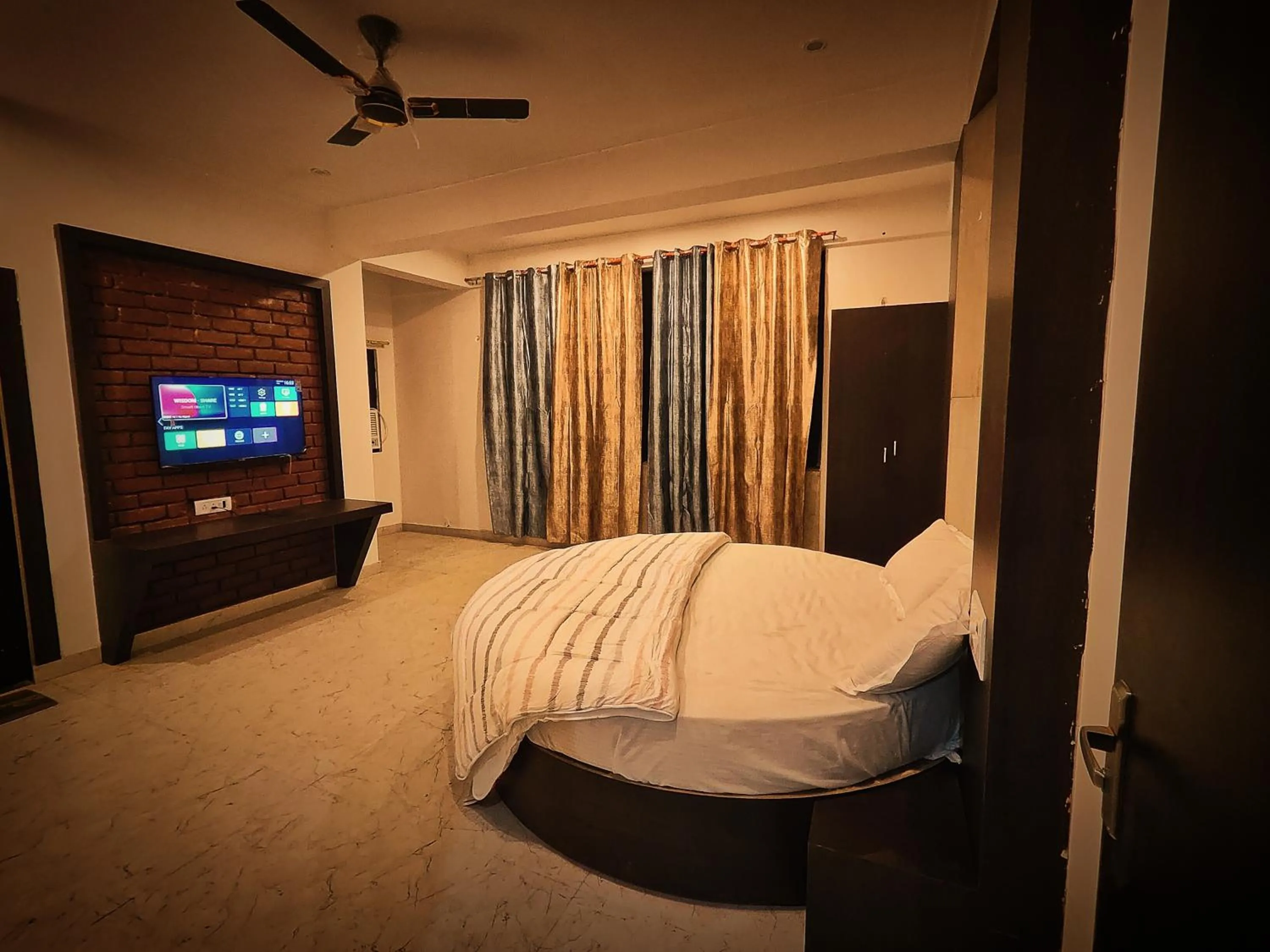Bed in The Nalanda Heritage