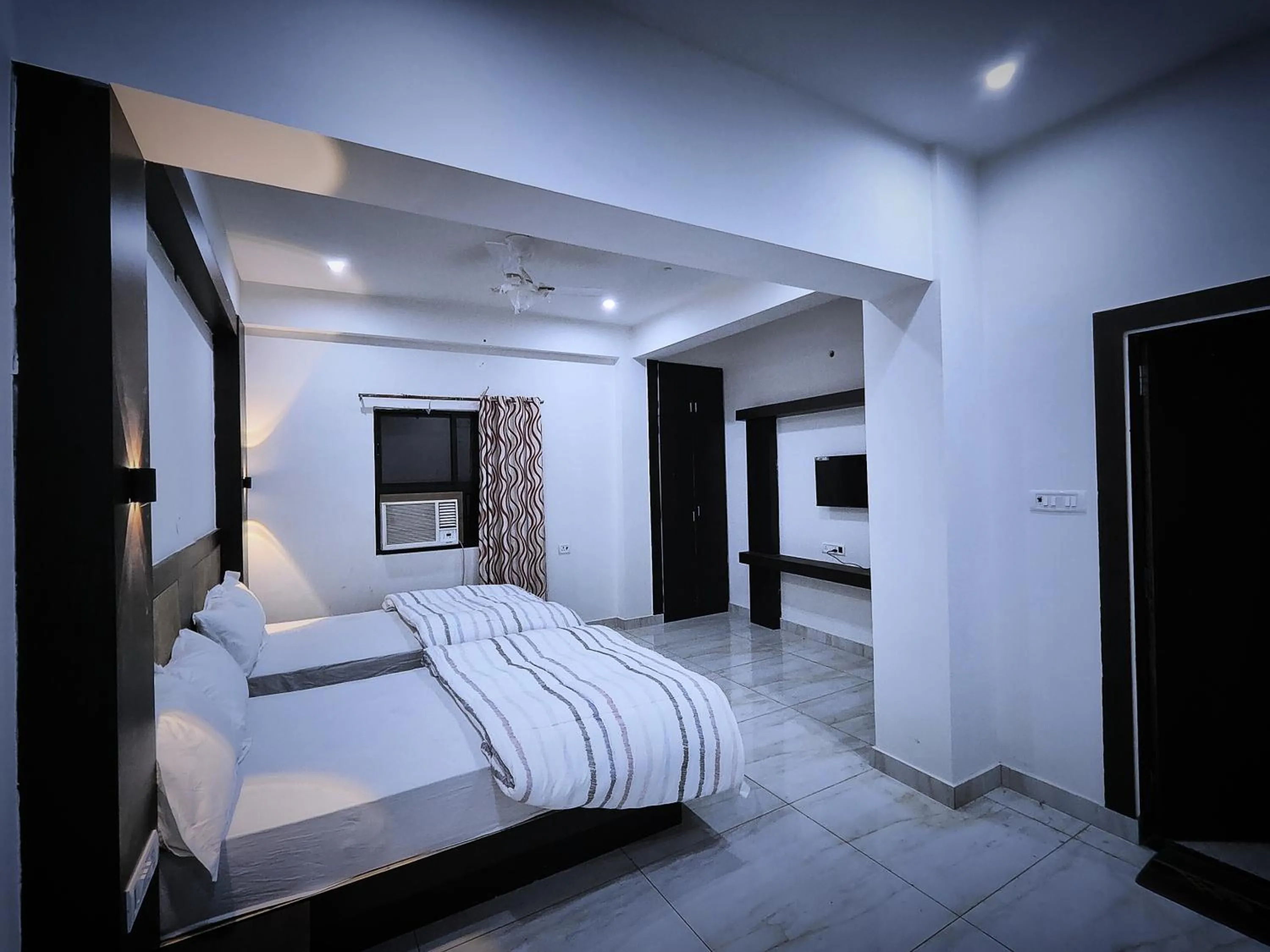 TV and multimedia, Bed in The Nalanda Heritage