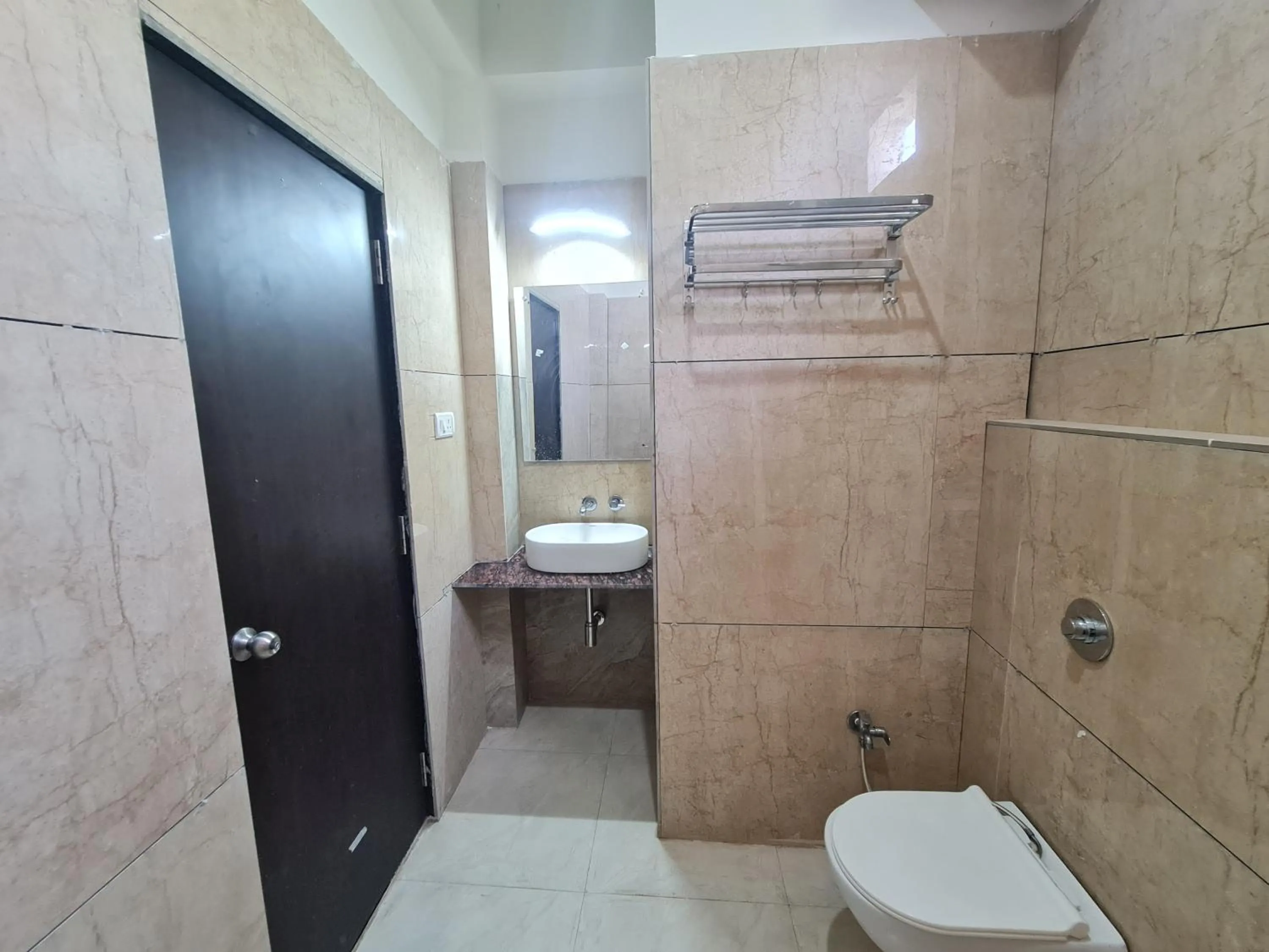 Shower in The Nalanda Heritage