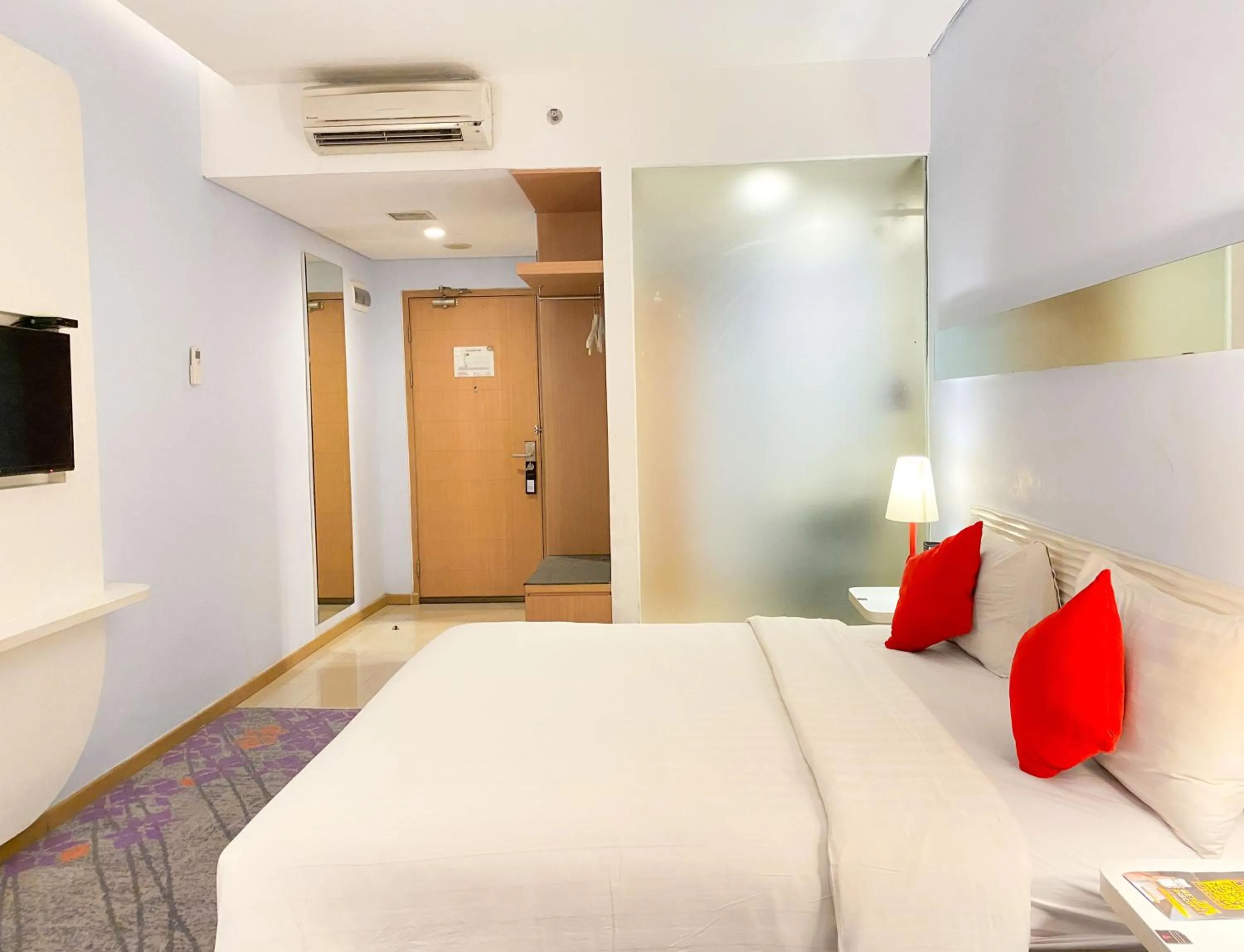 Bedroom, Bed in Luminor Hotel Metro Indah Bandung - Free Breakfast - Free Exclusive Gym - Free Aesthetic Afternoon Tea or Coffee