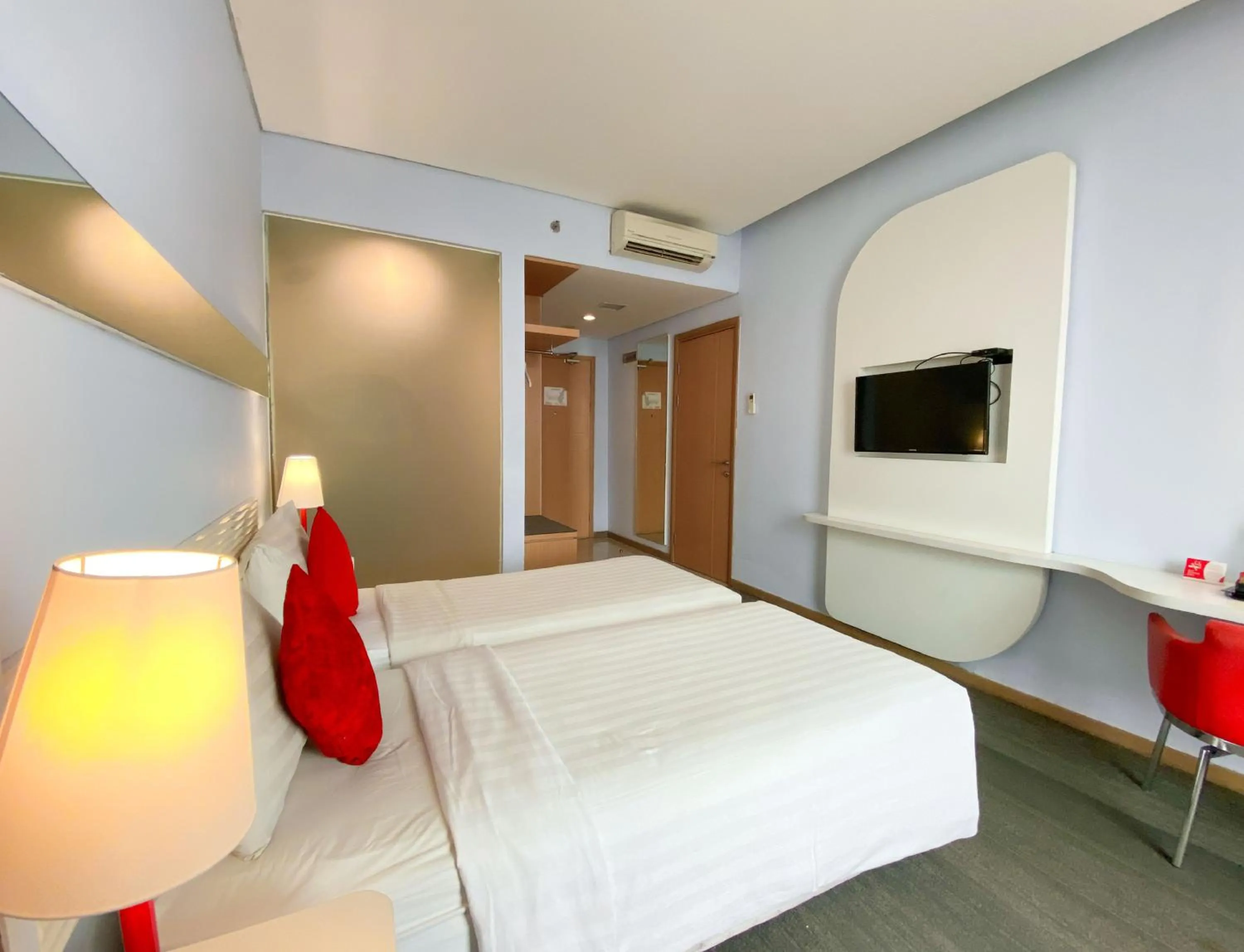 Bedroom, Bed in Luminor Hotel Metro Indah Bandung - Free Breakfast - Free Exclusive Gym - Free Aesthetic Afternoon Tea or Coffee