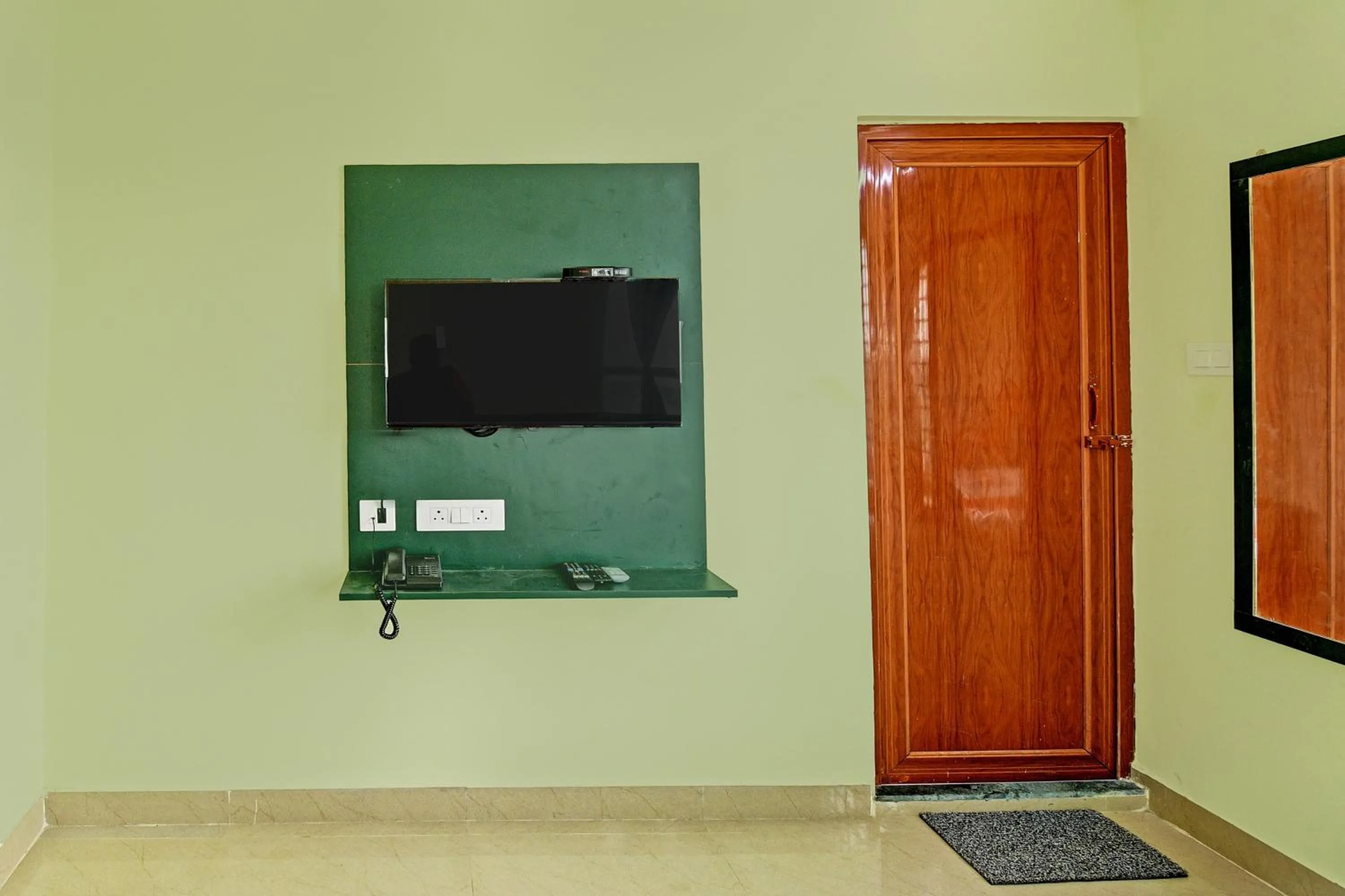 Bathroom in Hotel O Night Quine Guest House