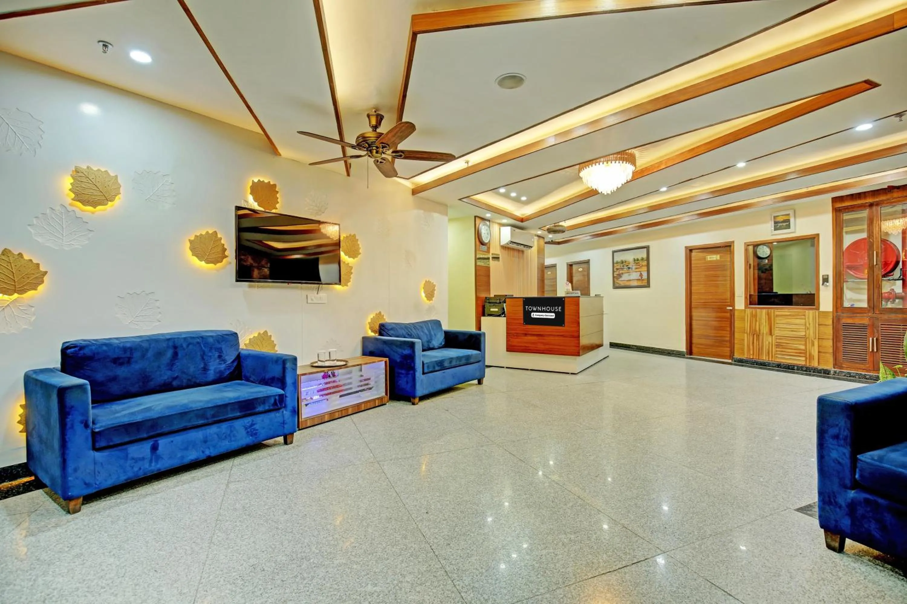 Lobby or reception in Super Townhouse Eastern View Formerly Vihaan Residency
