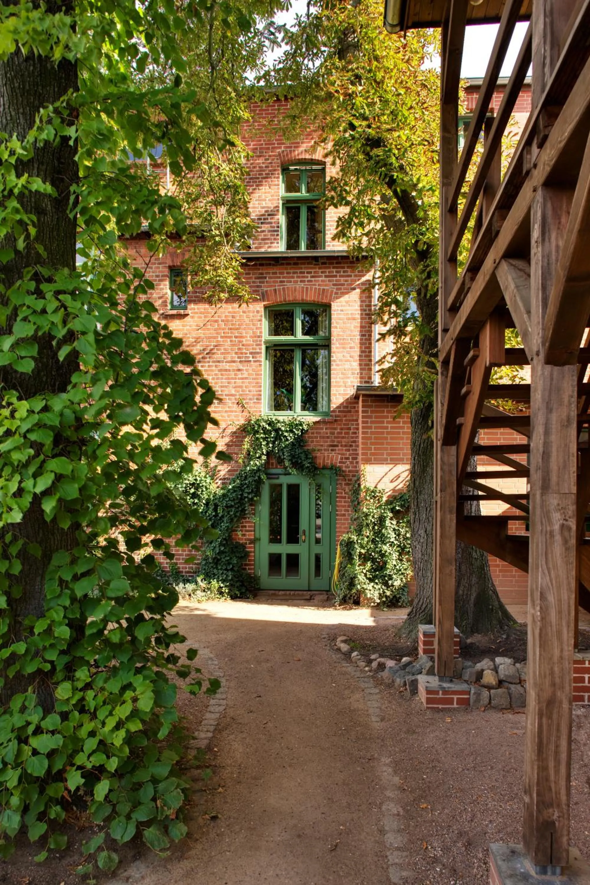 Gasthaus und Pension "Zum Hauenden Schwein"