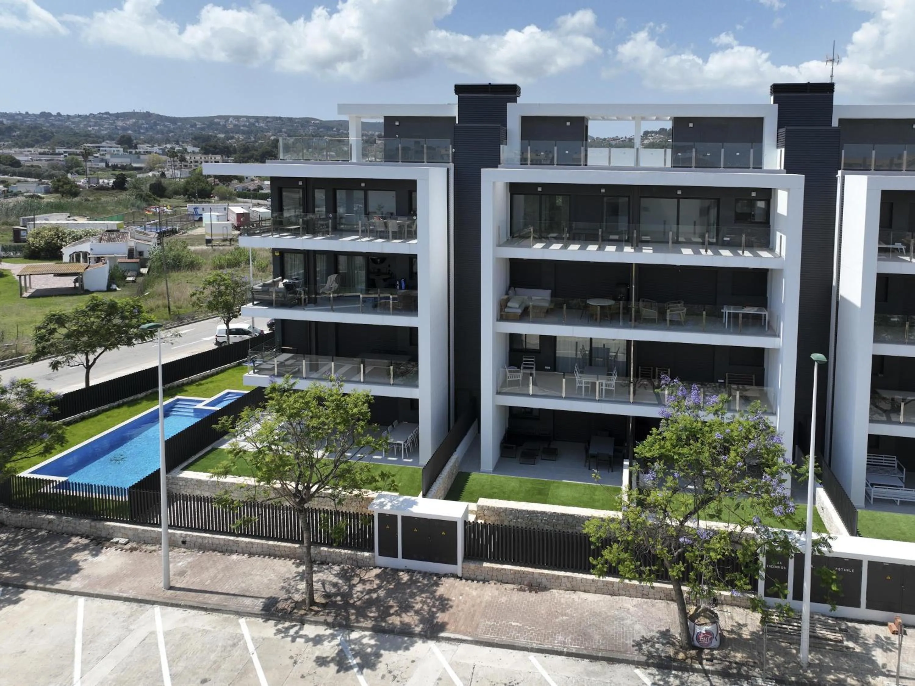 Property building in Rennes Arenal Playa 3