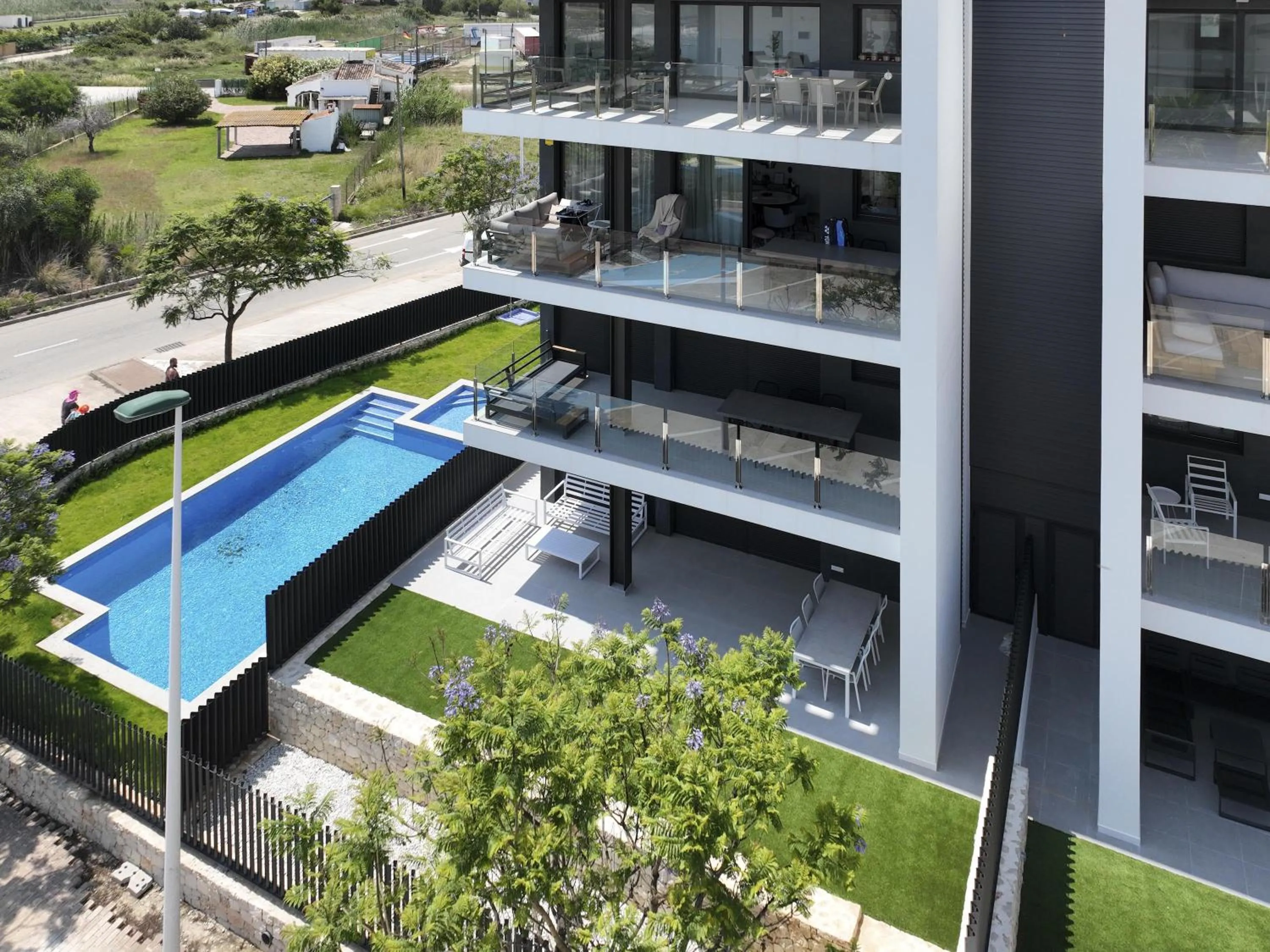 Property building in Rennes Arenal Playa 3