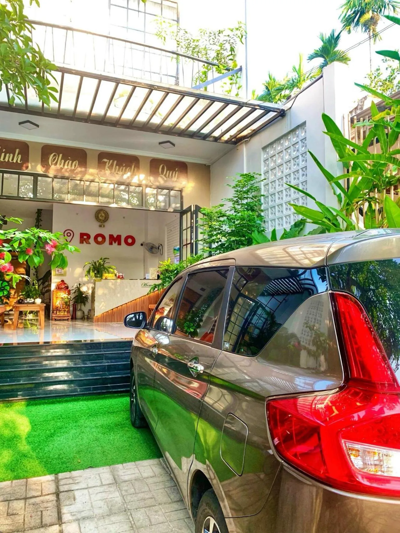 Romo Homestay