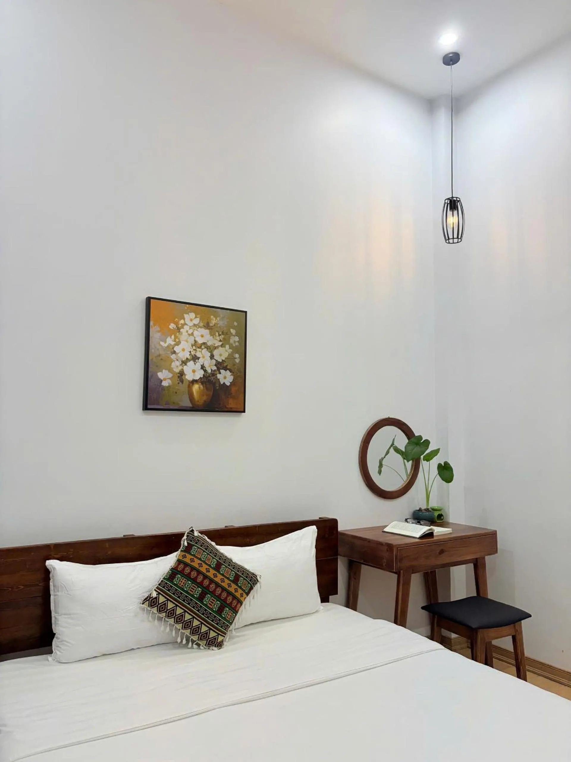 Decorative detail, Bed in Romo Homestay