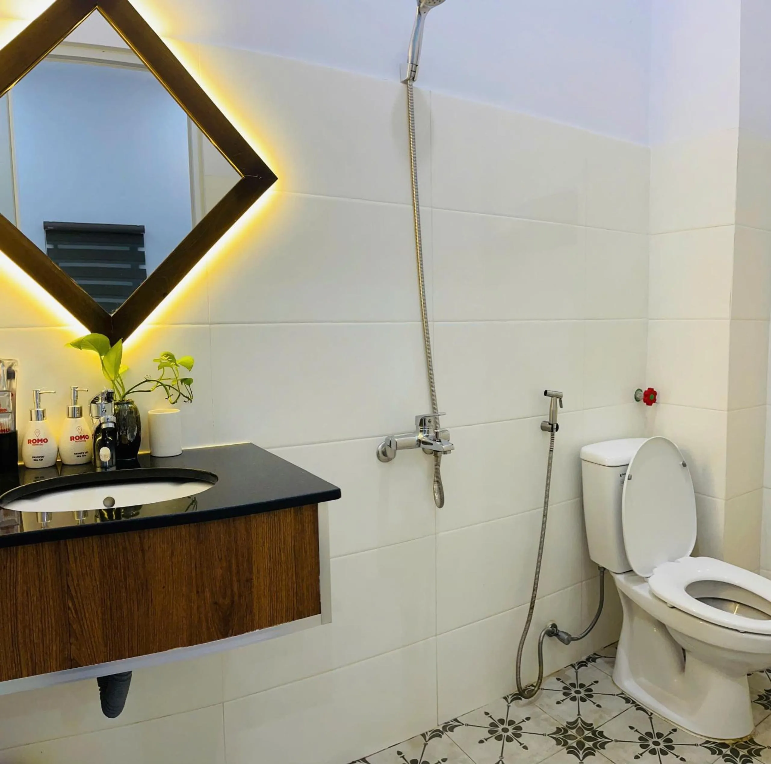 Romo Homestay