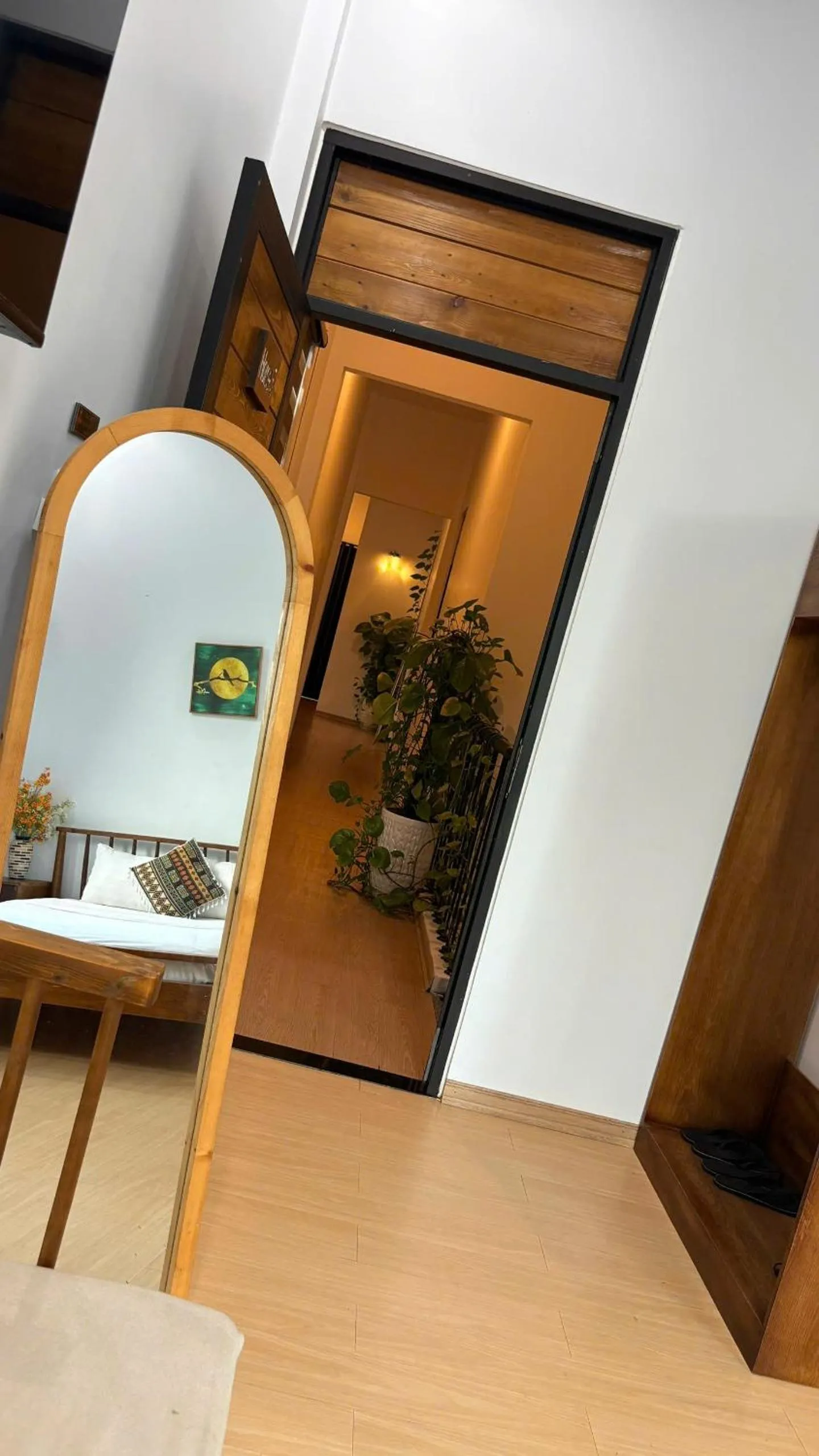 Decorative detail in Romo Homestay