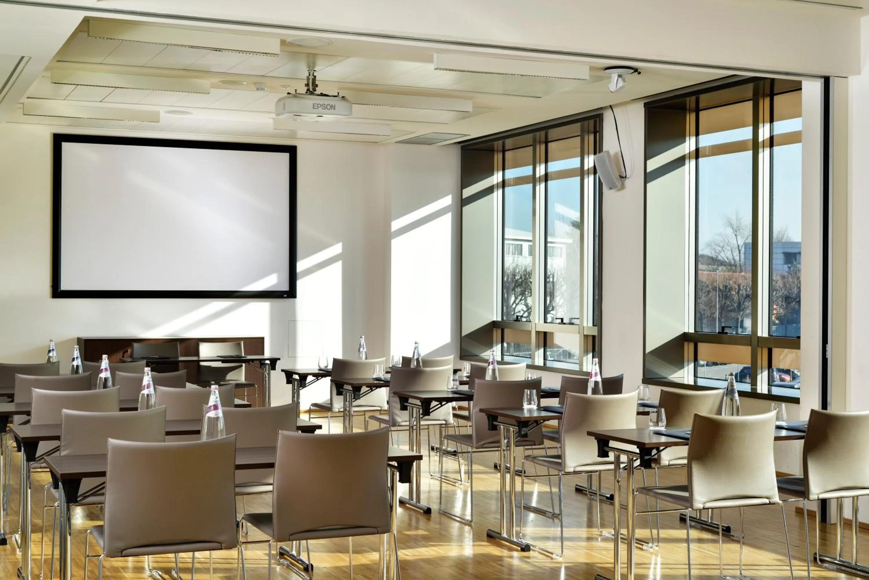 Meeting/conference room in UNA Hotels San Vitale Bologna