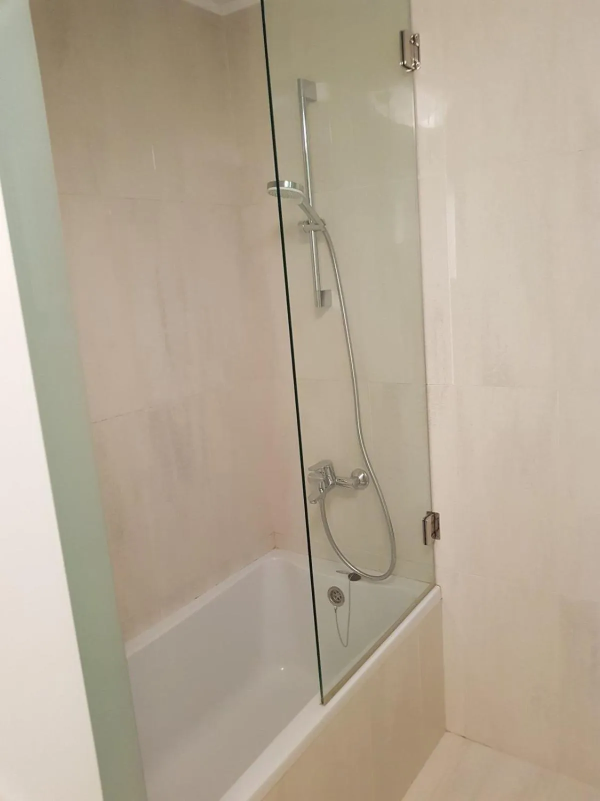 Apartments Fontana Zambratija