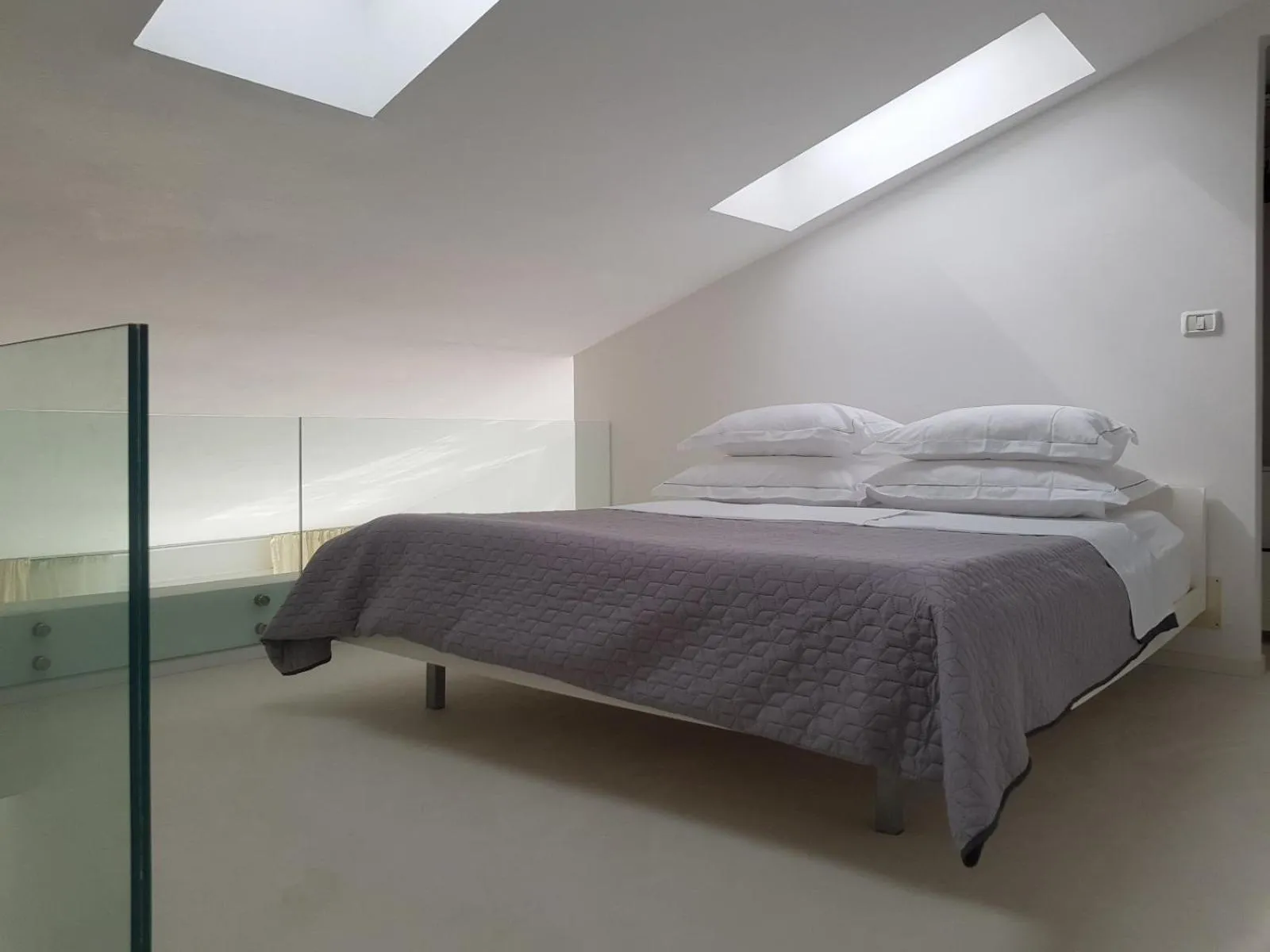 Bed in Apartments Fontana Zambratija