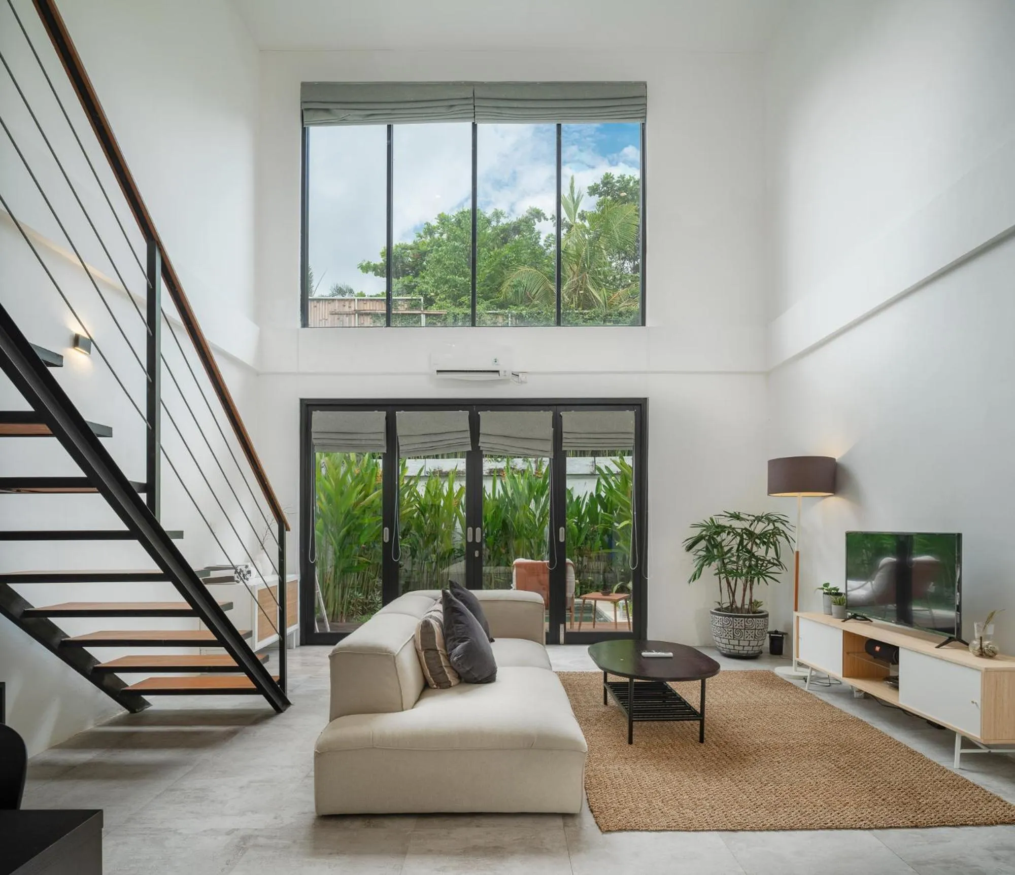 TV and multimedia in Umalas Living Villa