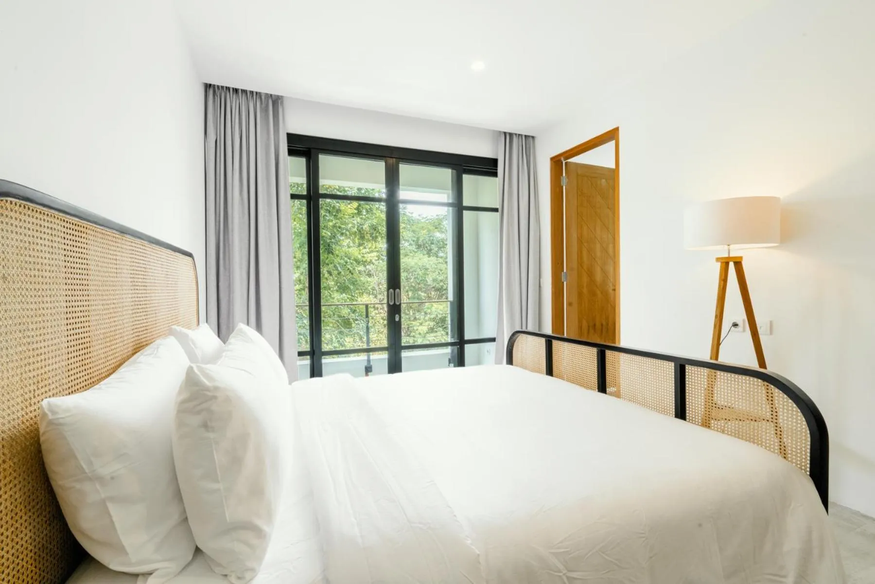 Bed in Umalas Living Villa