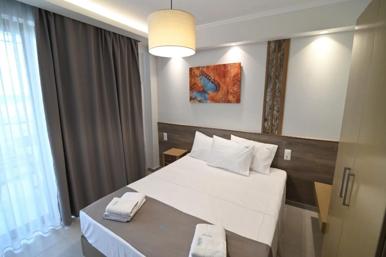 Bed in SKYLINE Fine Living