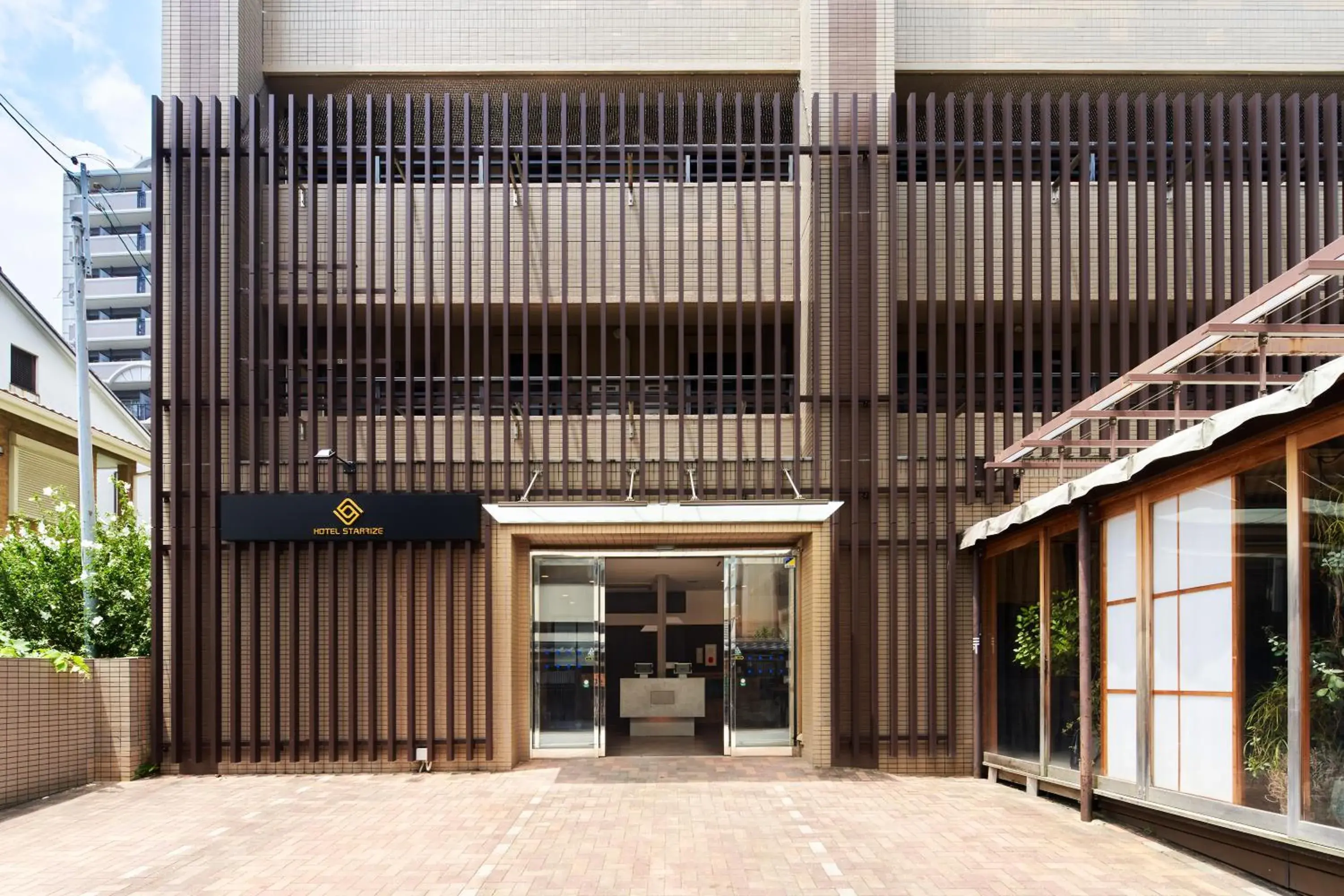 Facade/entrance in Hotel STARRIZE Facade/entrance in Hotel STARRIZE