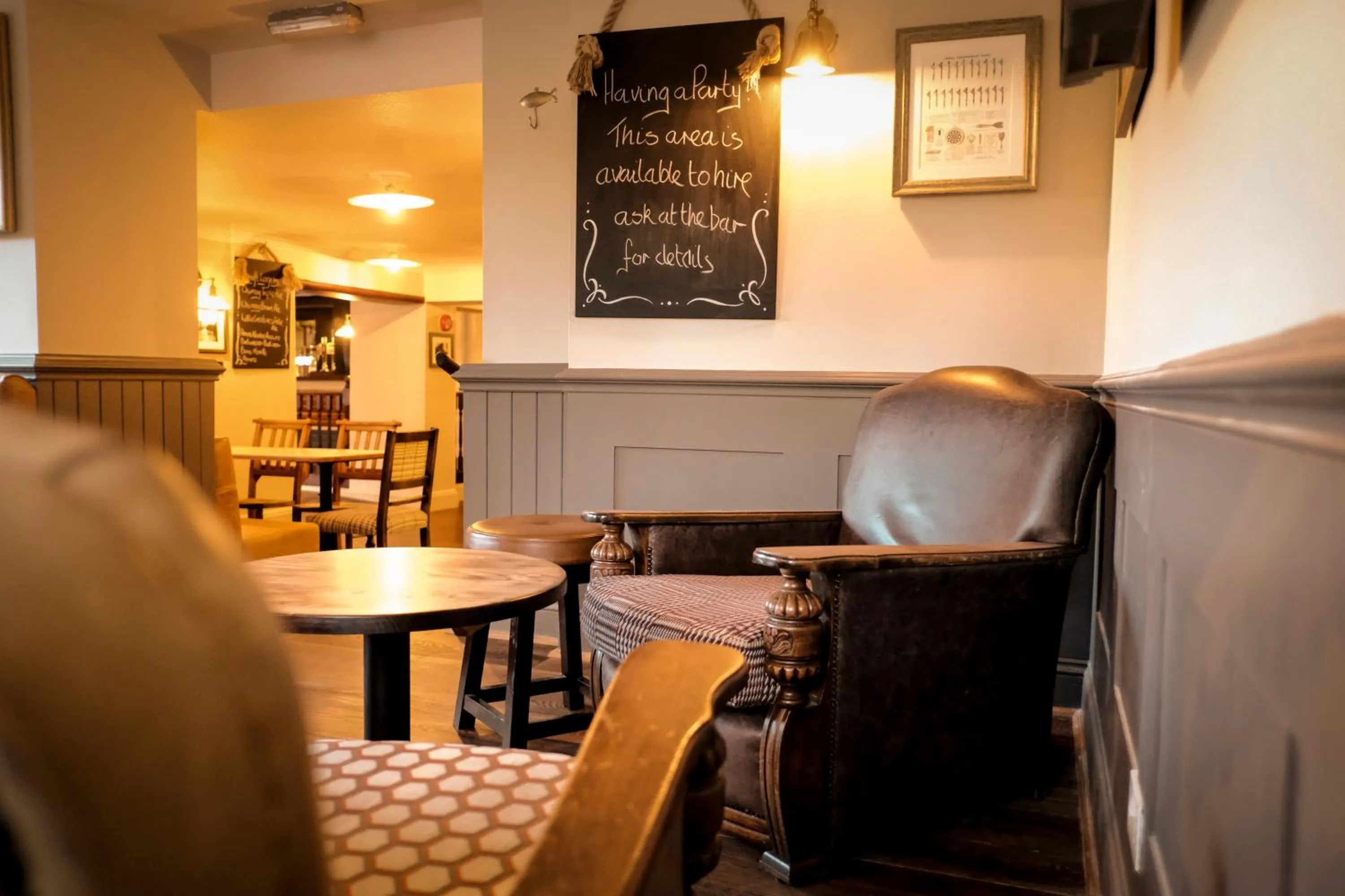 Lounge or bar in Fisherman's Haunt Hotel