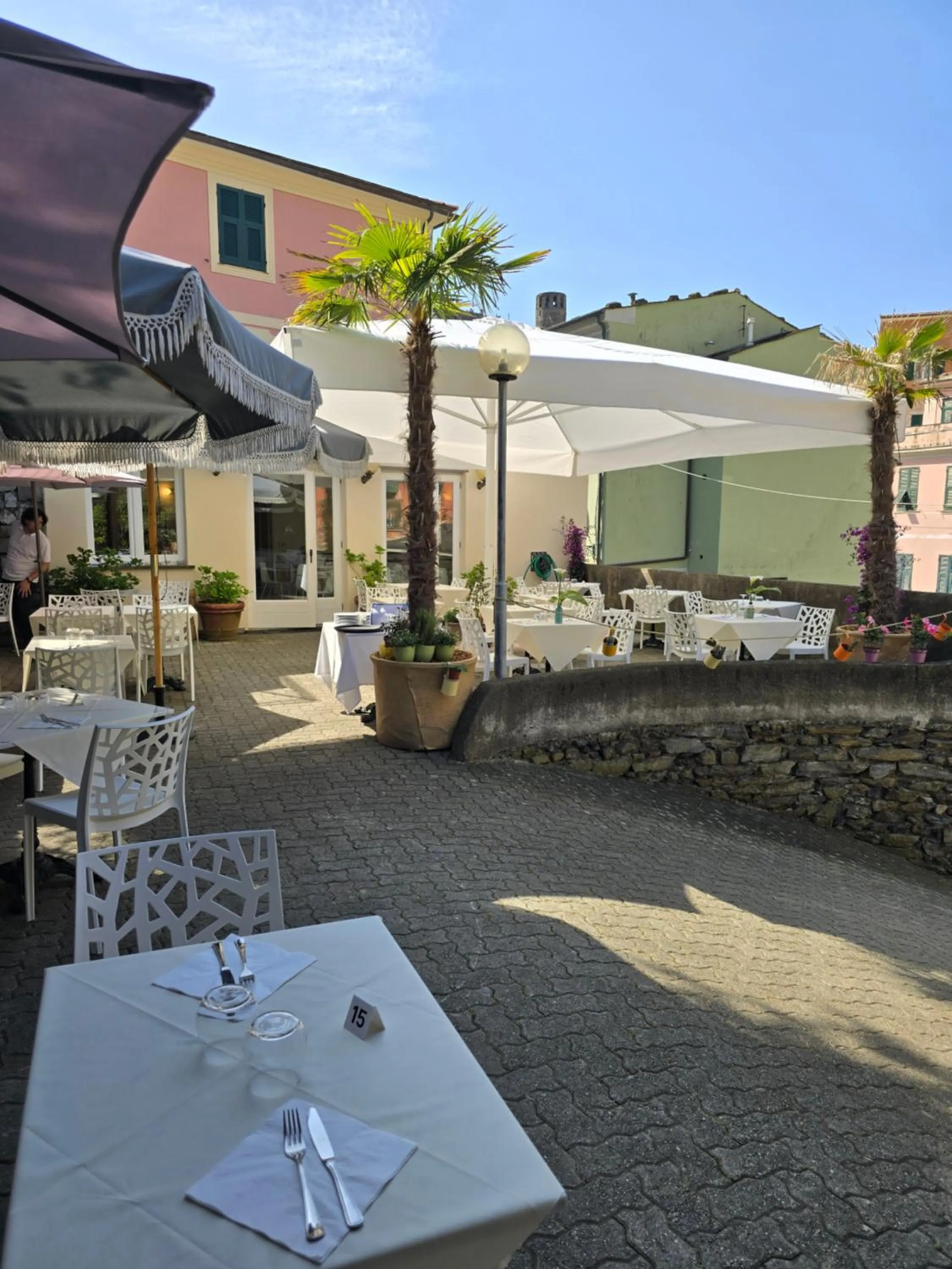 Restaurant/places to eat in Pensione Sorriso