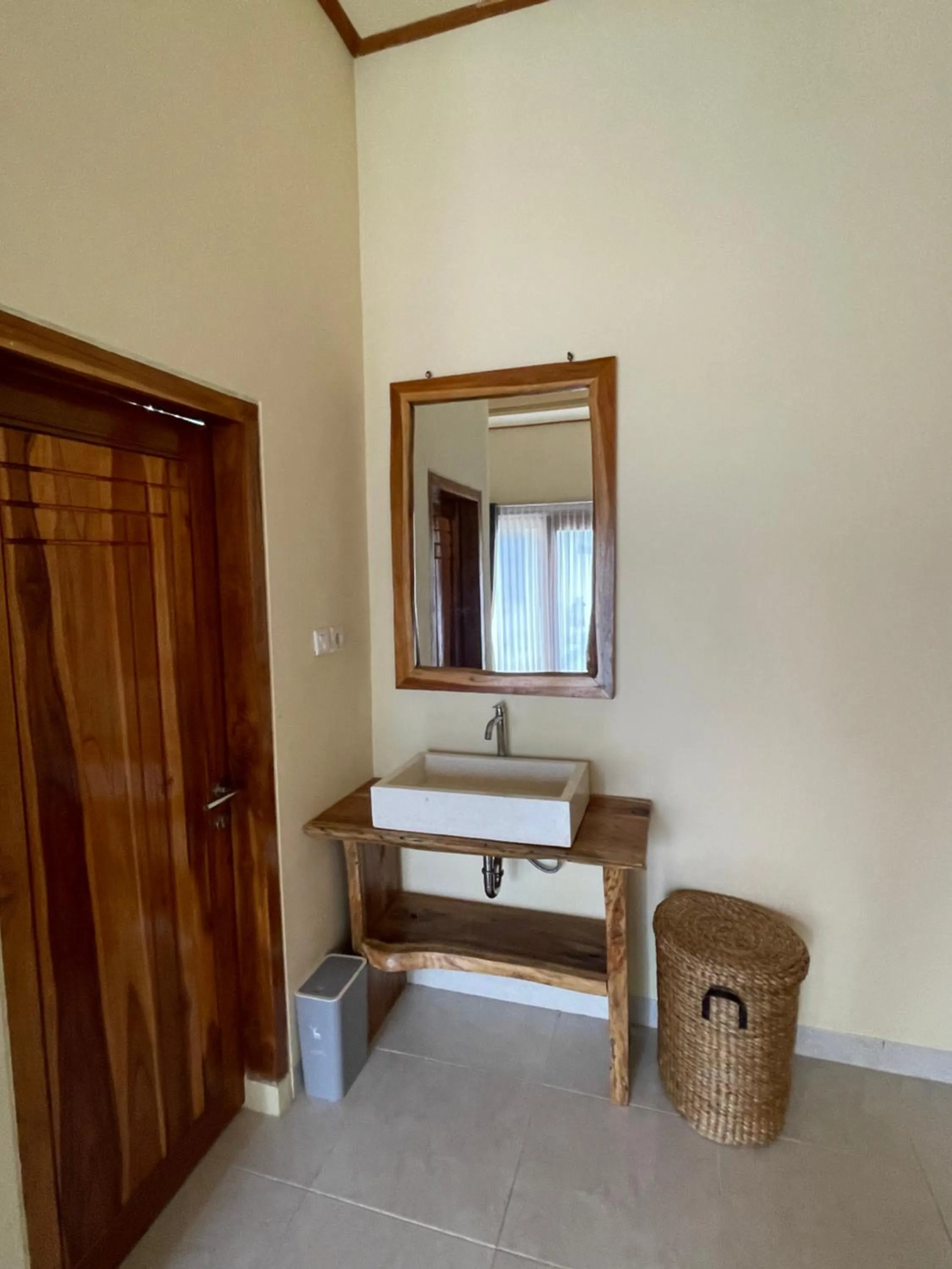 air conditioner in Sandz House