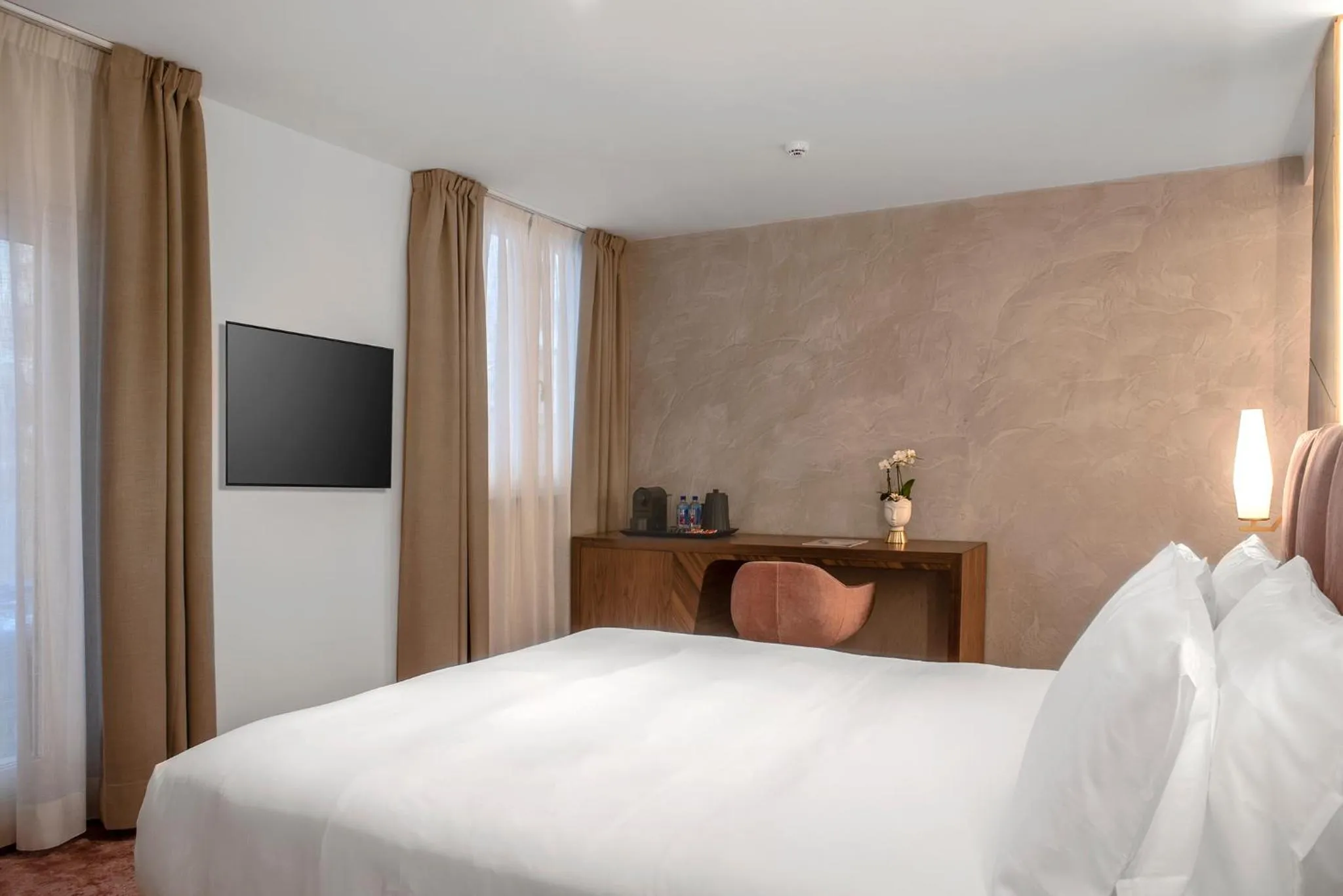 Bed in Hotel Via Veneto