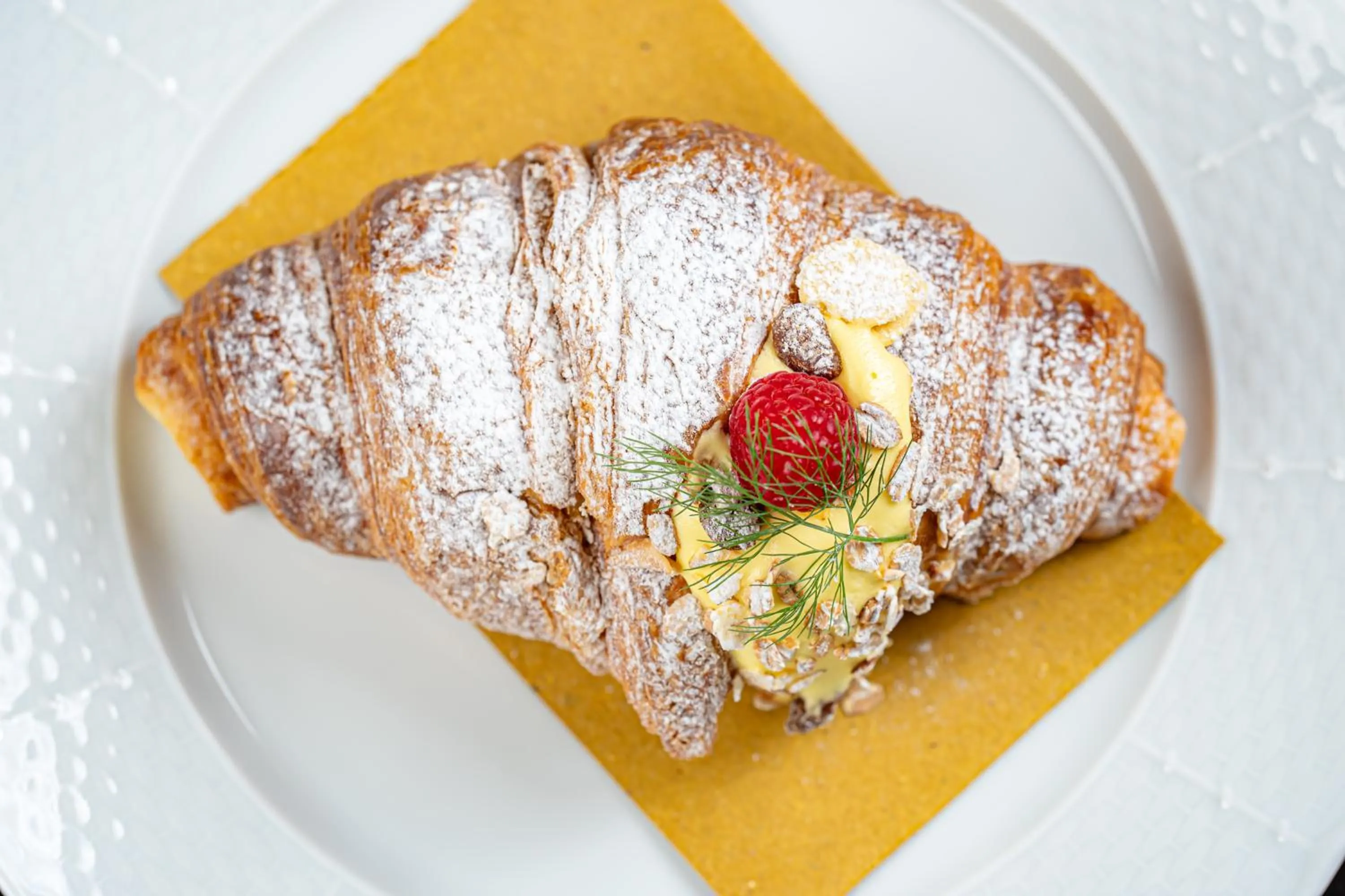 Food and drinks in Hotel Via Veneto