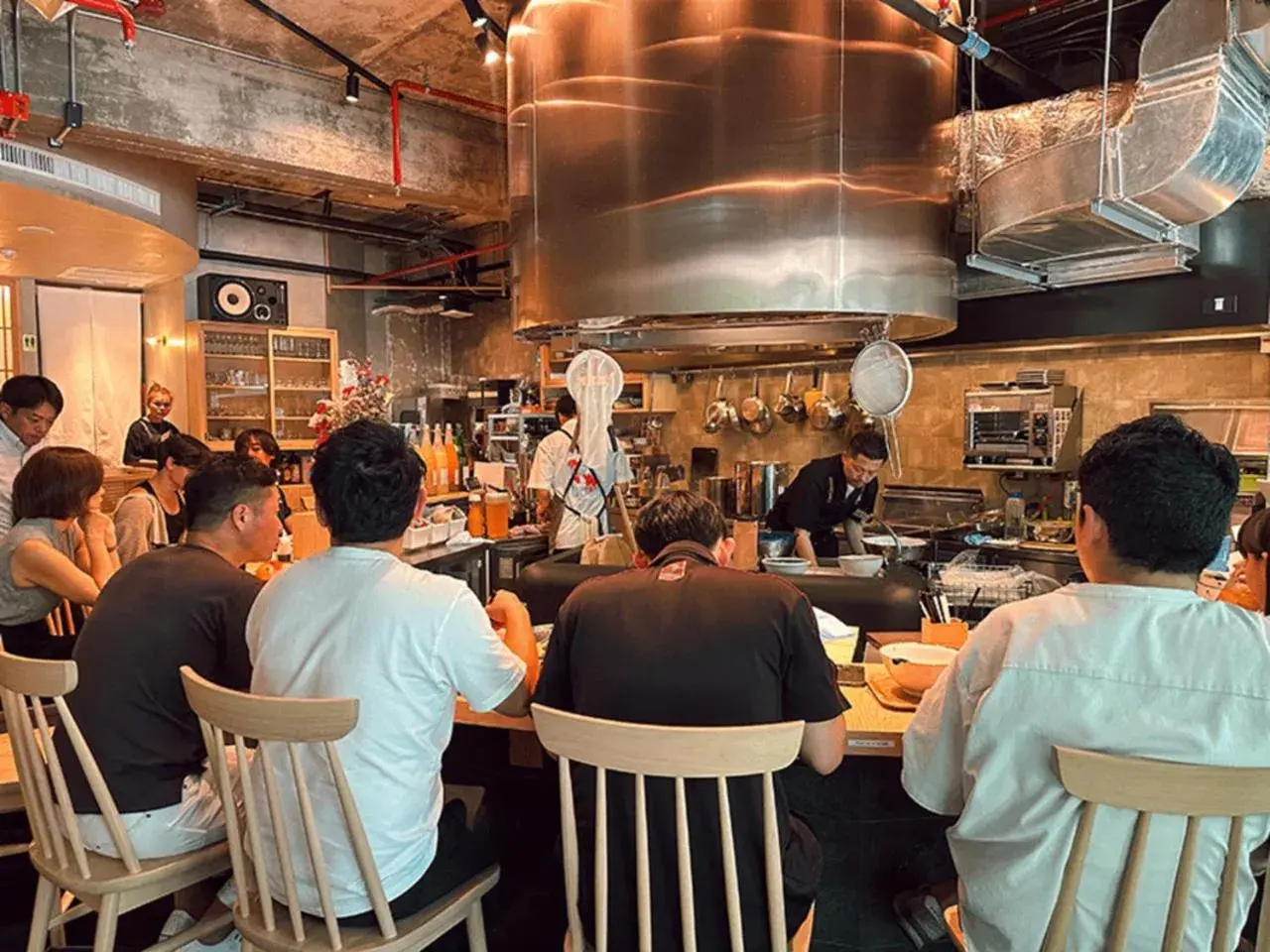 Restaurant/places to eat in LiveZen Bangkok Sukhumvit Restaurant/places to eat in LiveZen Bangkok Sukhumvit