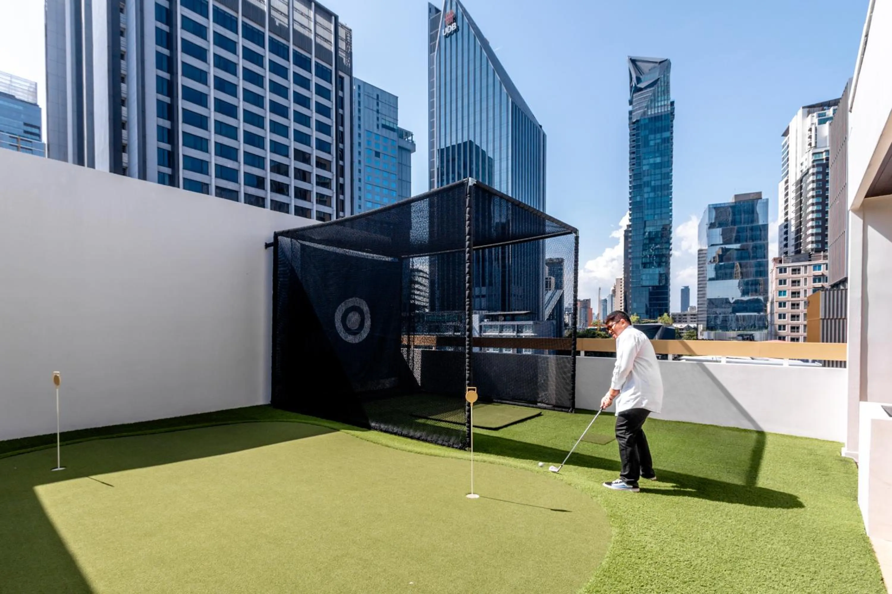 Minigolf in LiveZen Bangkok Sukhumvit