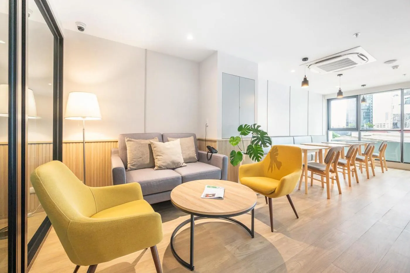 kitchen in LiveZen Bangkok Sukhumvit