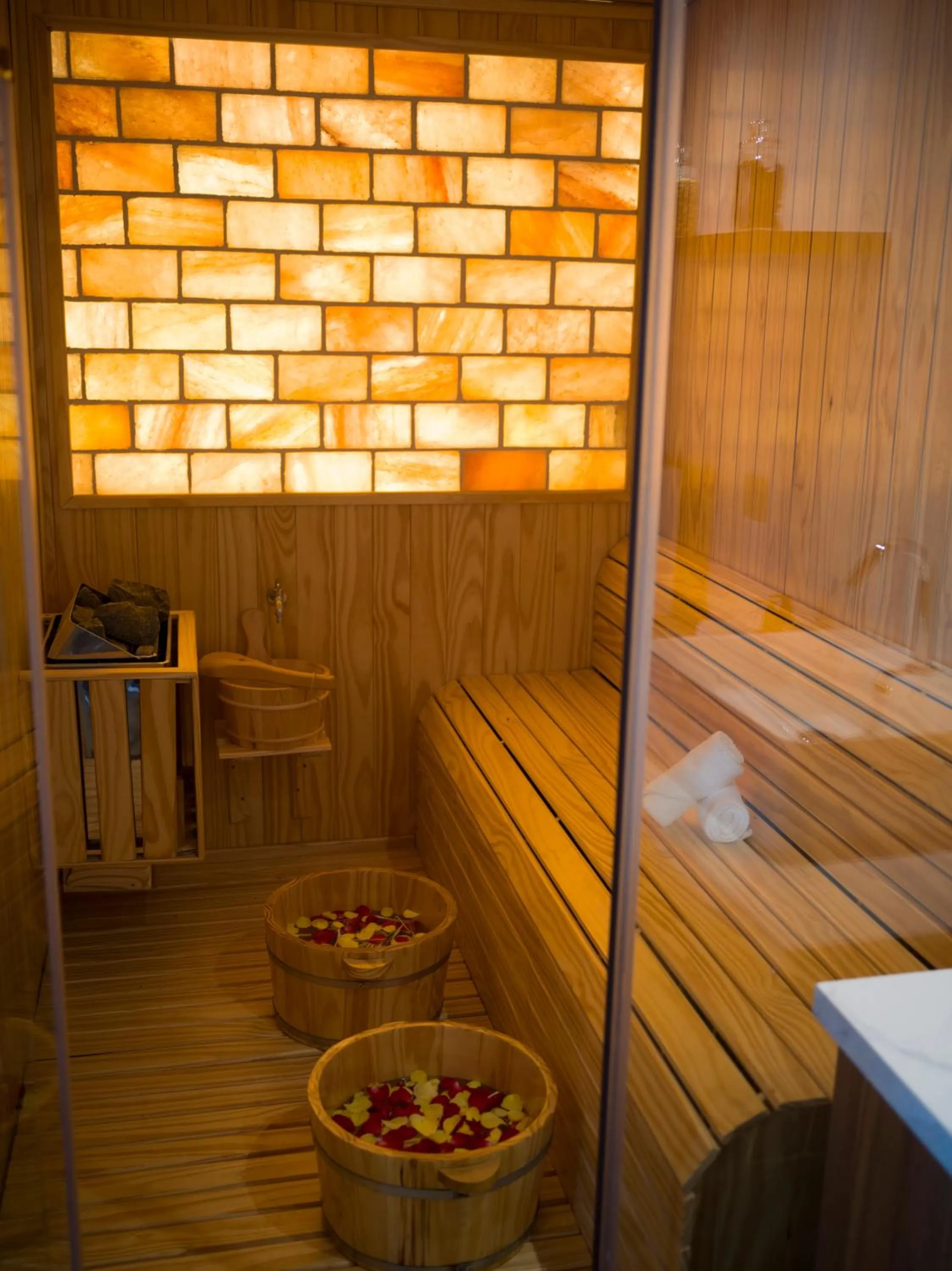 Sauna in MerPerle Dalat Hotel