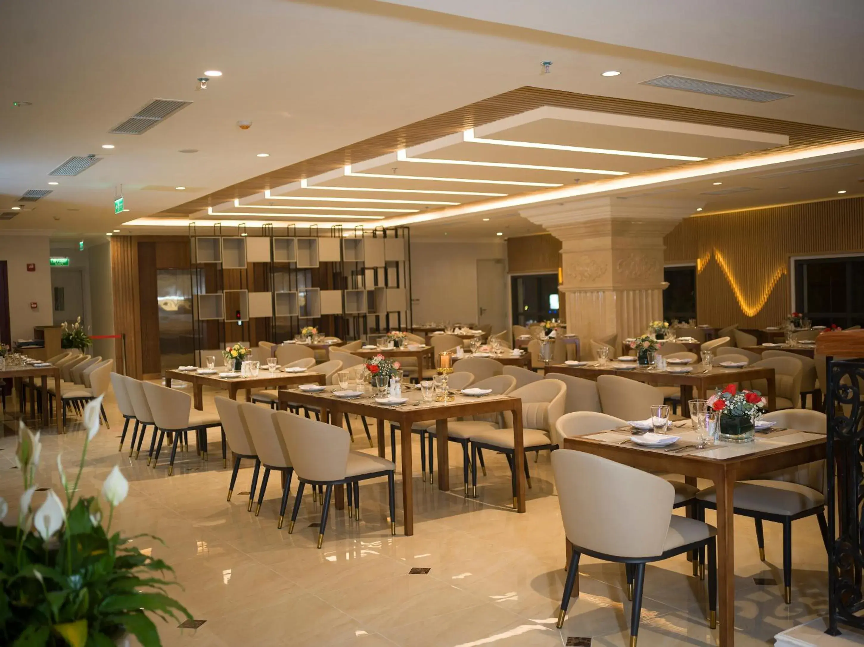 Restaurant/places to eat in MerPerle Dalat Hotel Restaurant/places to eat in MerPerle Dalat Hotel