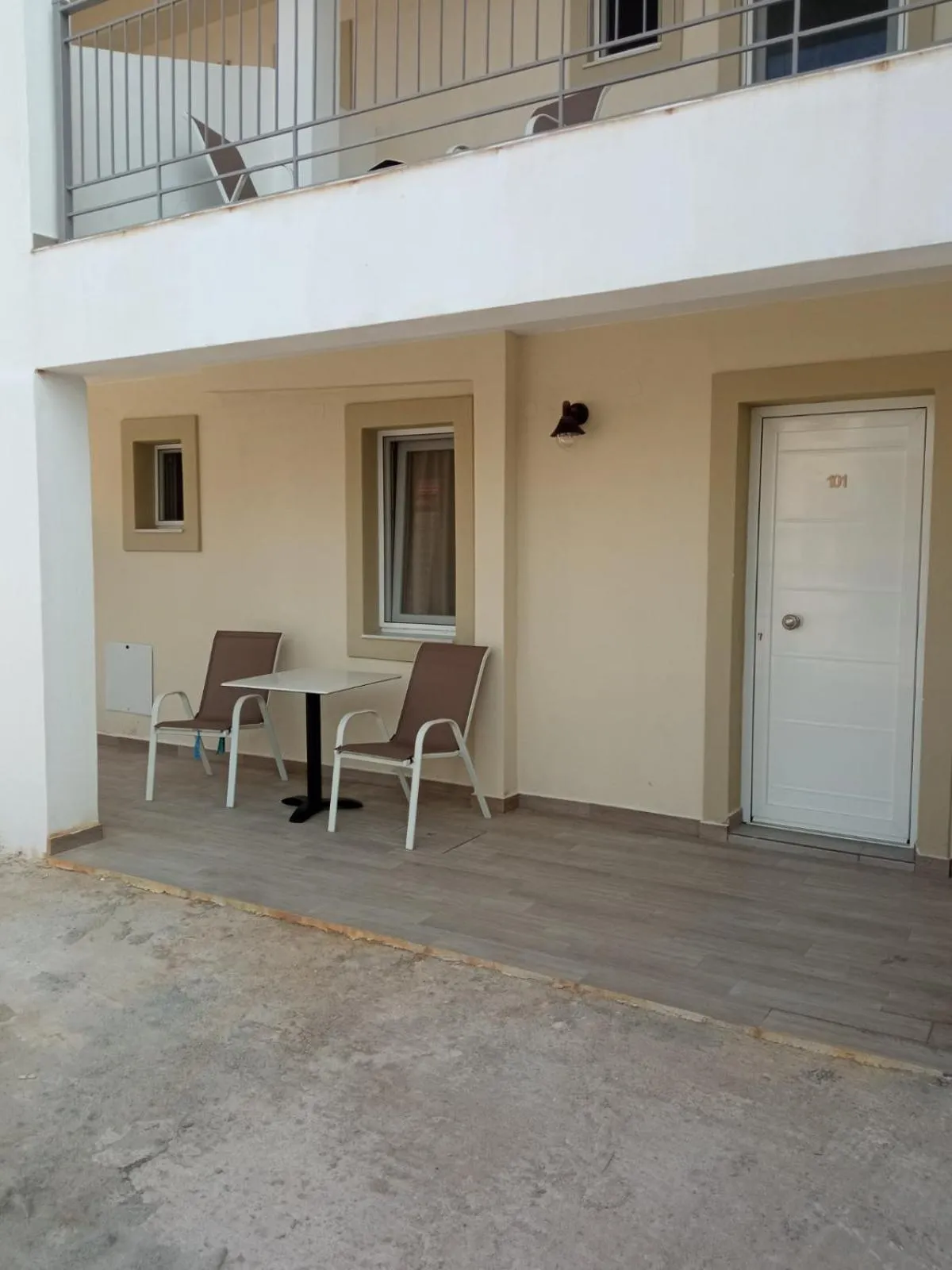 Day in Elia Apartments